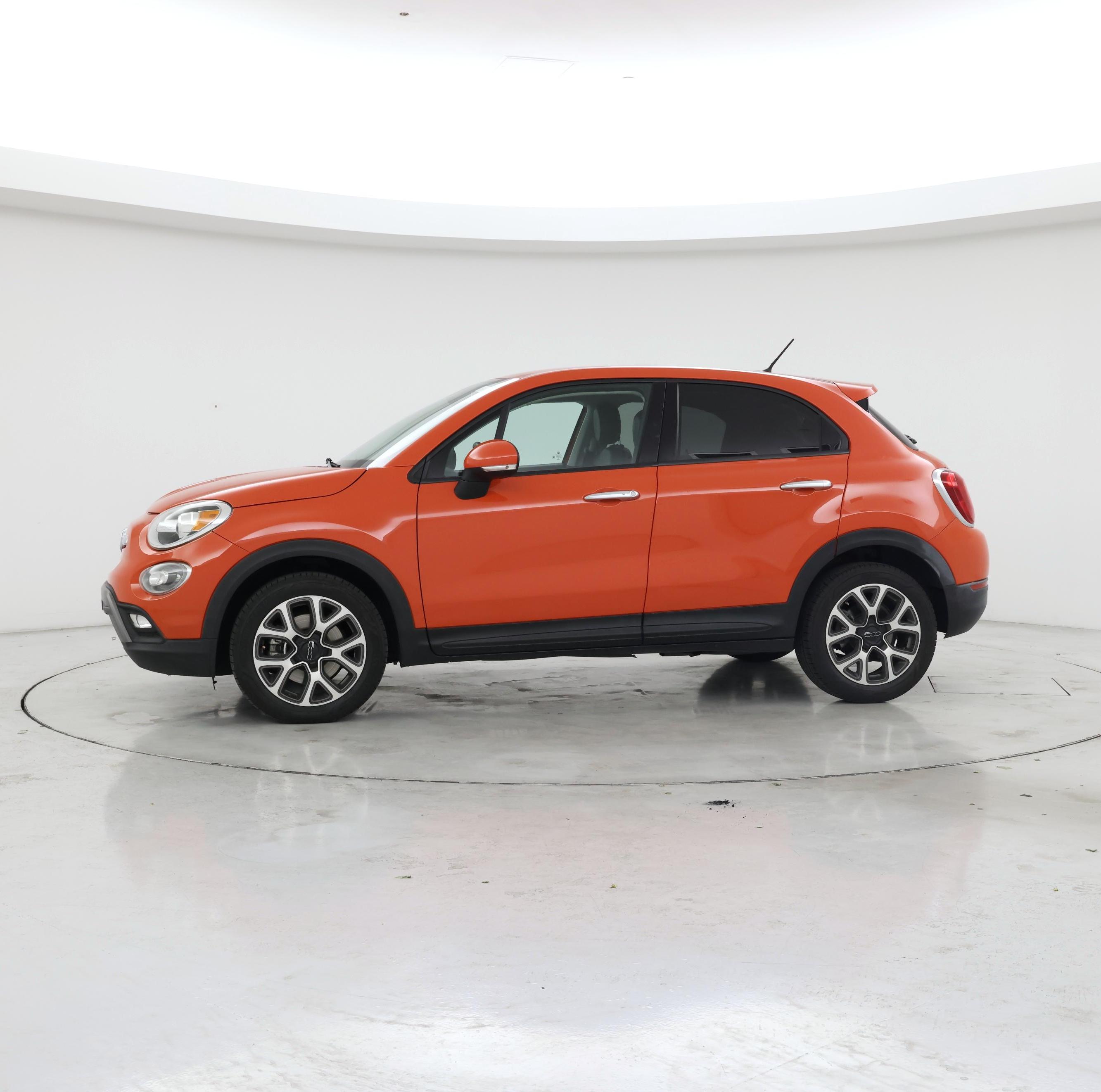 Thumbnail: 2016 Fiat 500X - 3