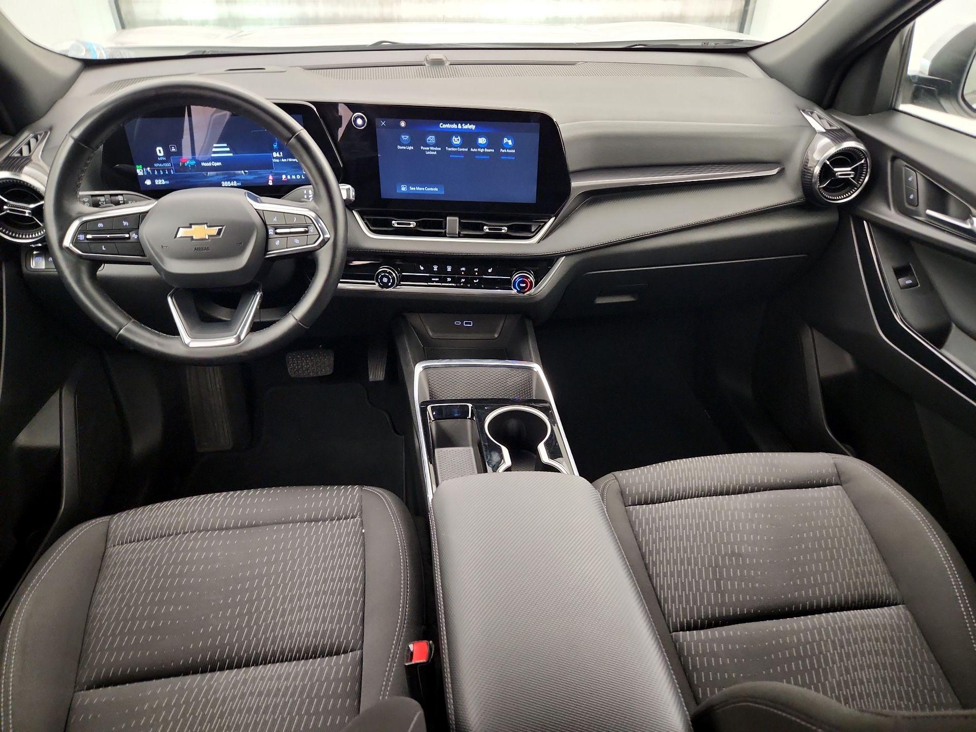 Thumbnail: 2025 Chevrolet Equinox - 9