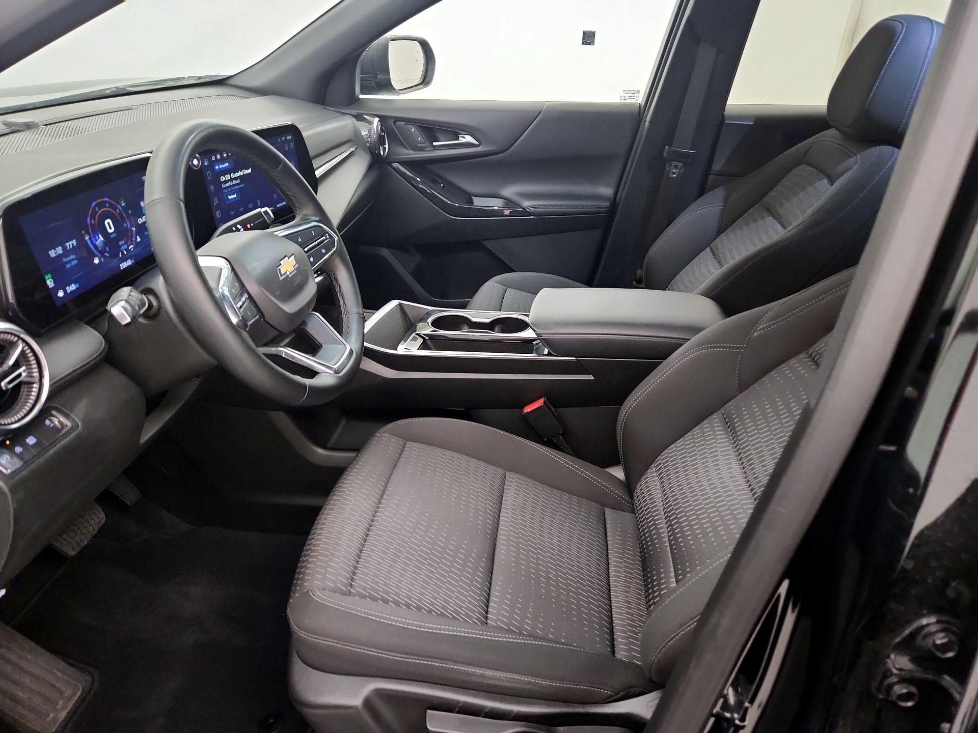 Thumbnail: 2025 Chevrolet Equinox - 11