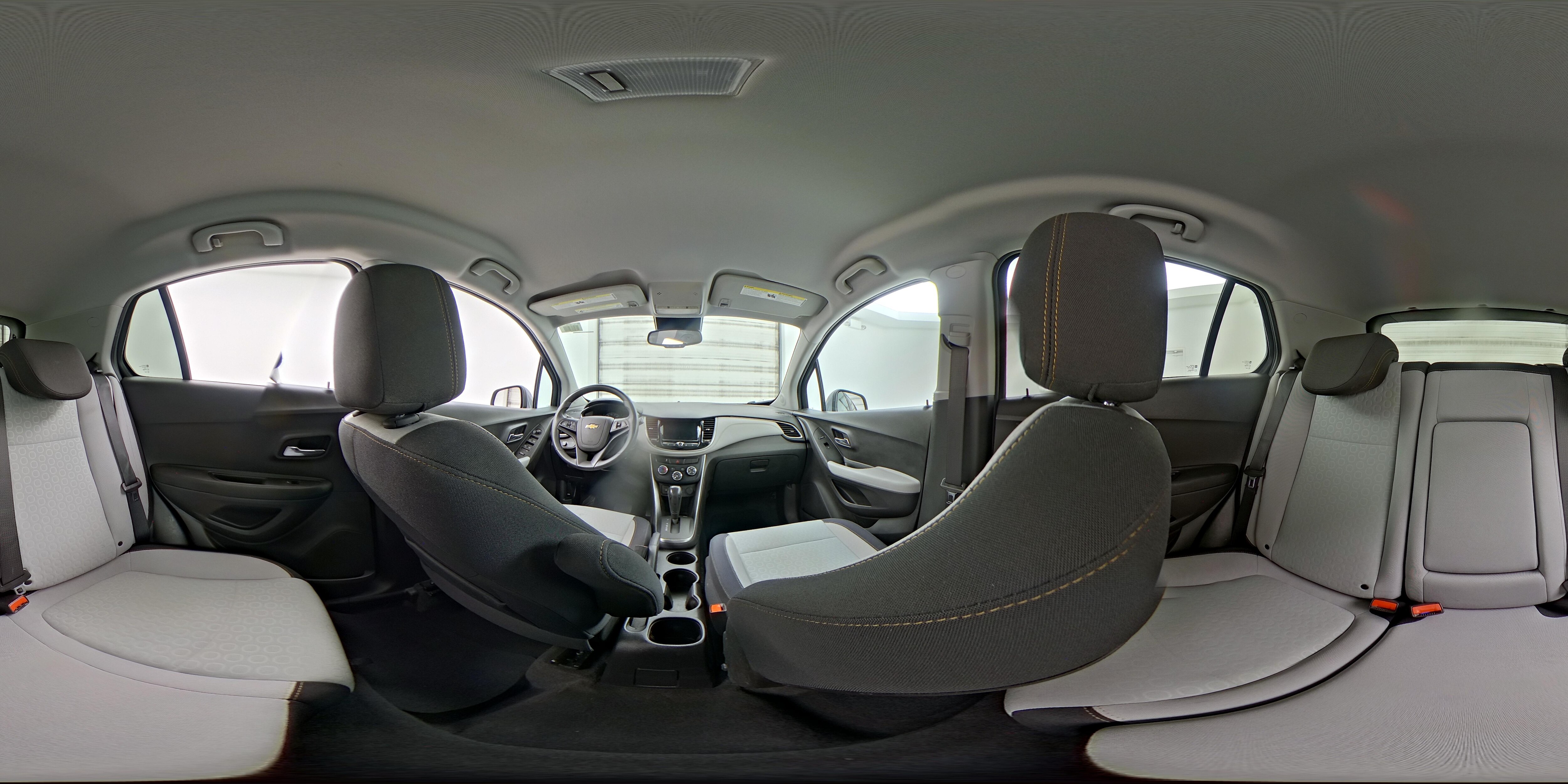2020 Chevrolet Trax LS - Photo 25