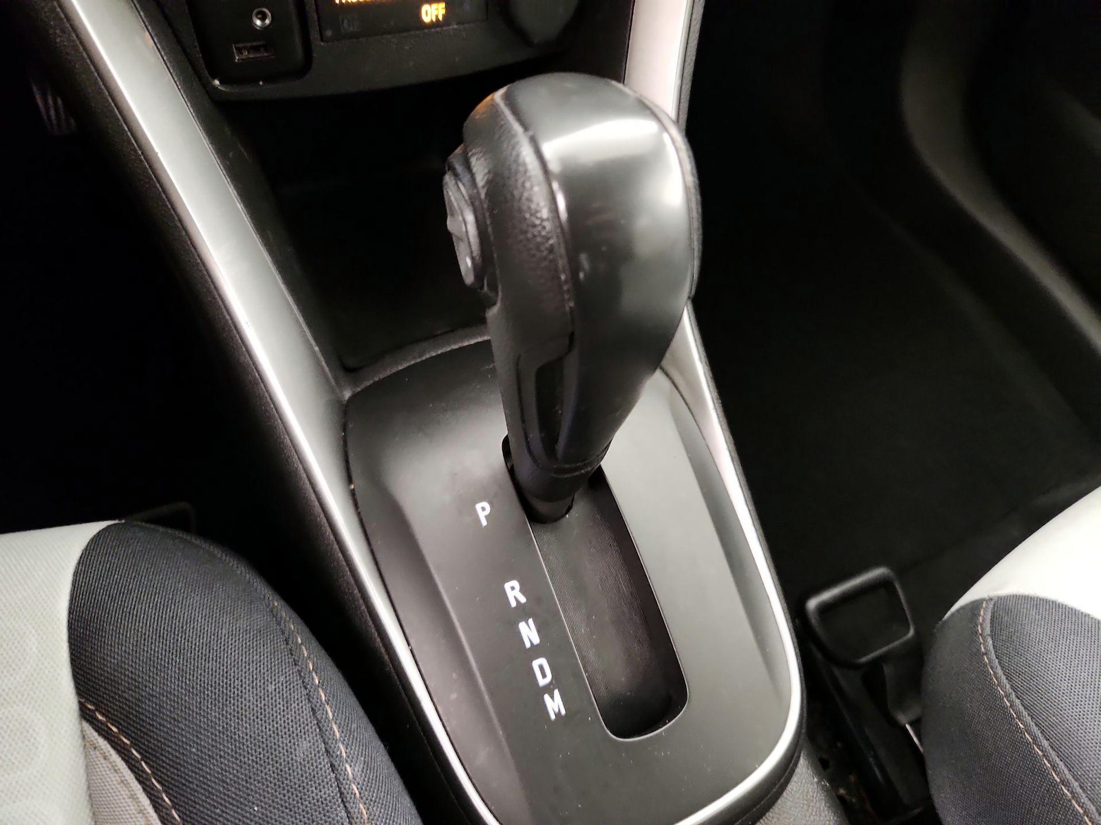 2020 Chevrolet Trax LS - Photo 18