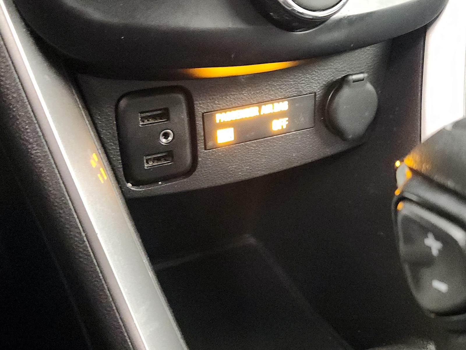 2020 Chevrolet Trax LS - Photo 19