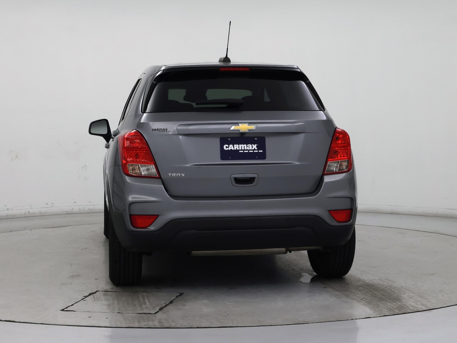 2020 Chevrolet Trax LS - Photo 7