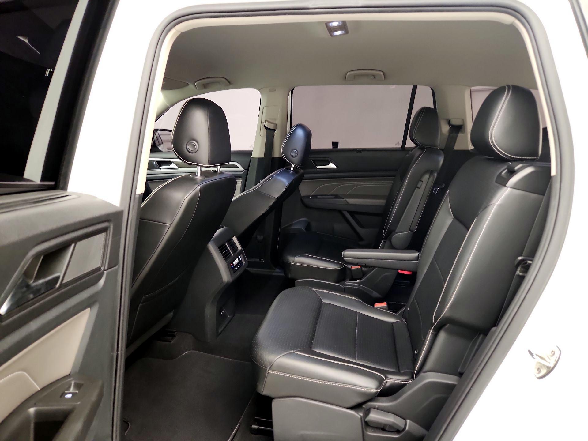 Thumbnail: 2022 Volkswagen Atlas - 19