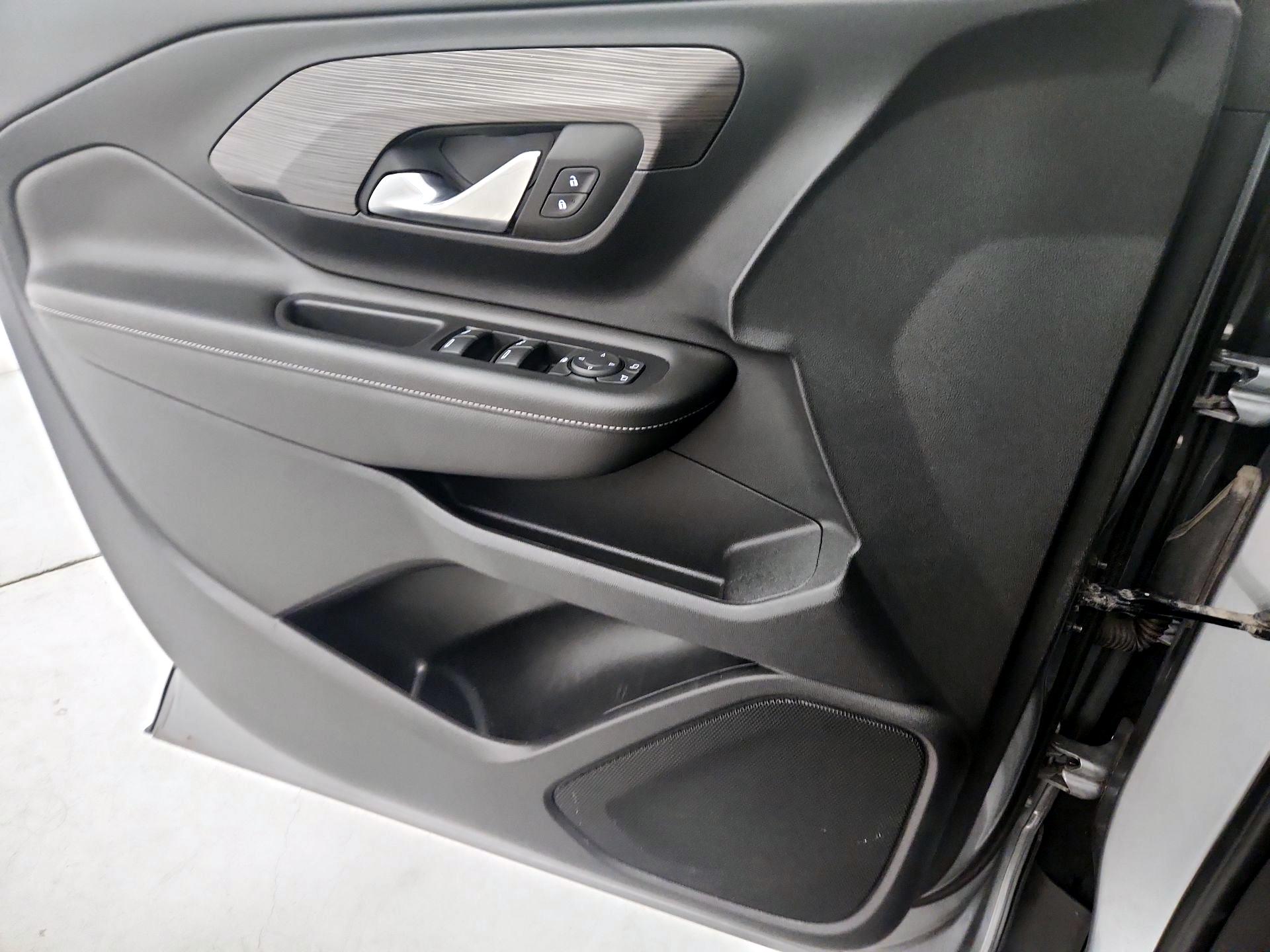 Thumbnail: 2023 GMC Terrain - 12