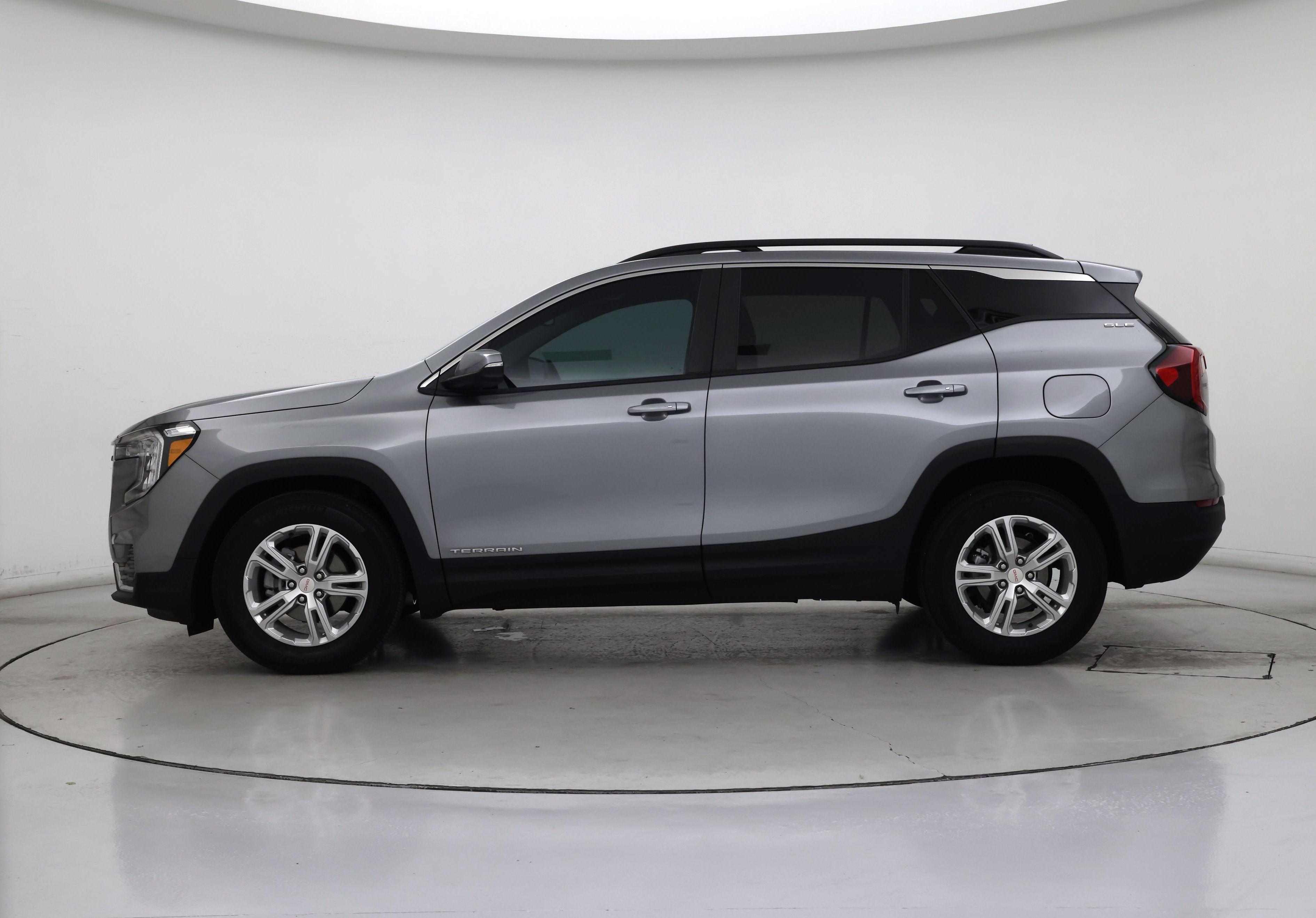 Thumbnail: 2023 GMC Terrain - 3