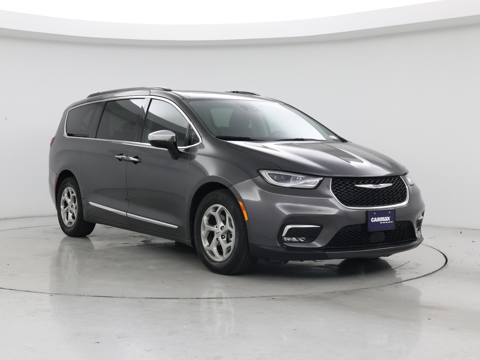 2023 Chrysler Pacifica Limited - Photo 2