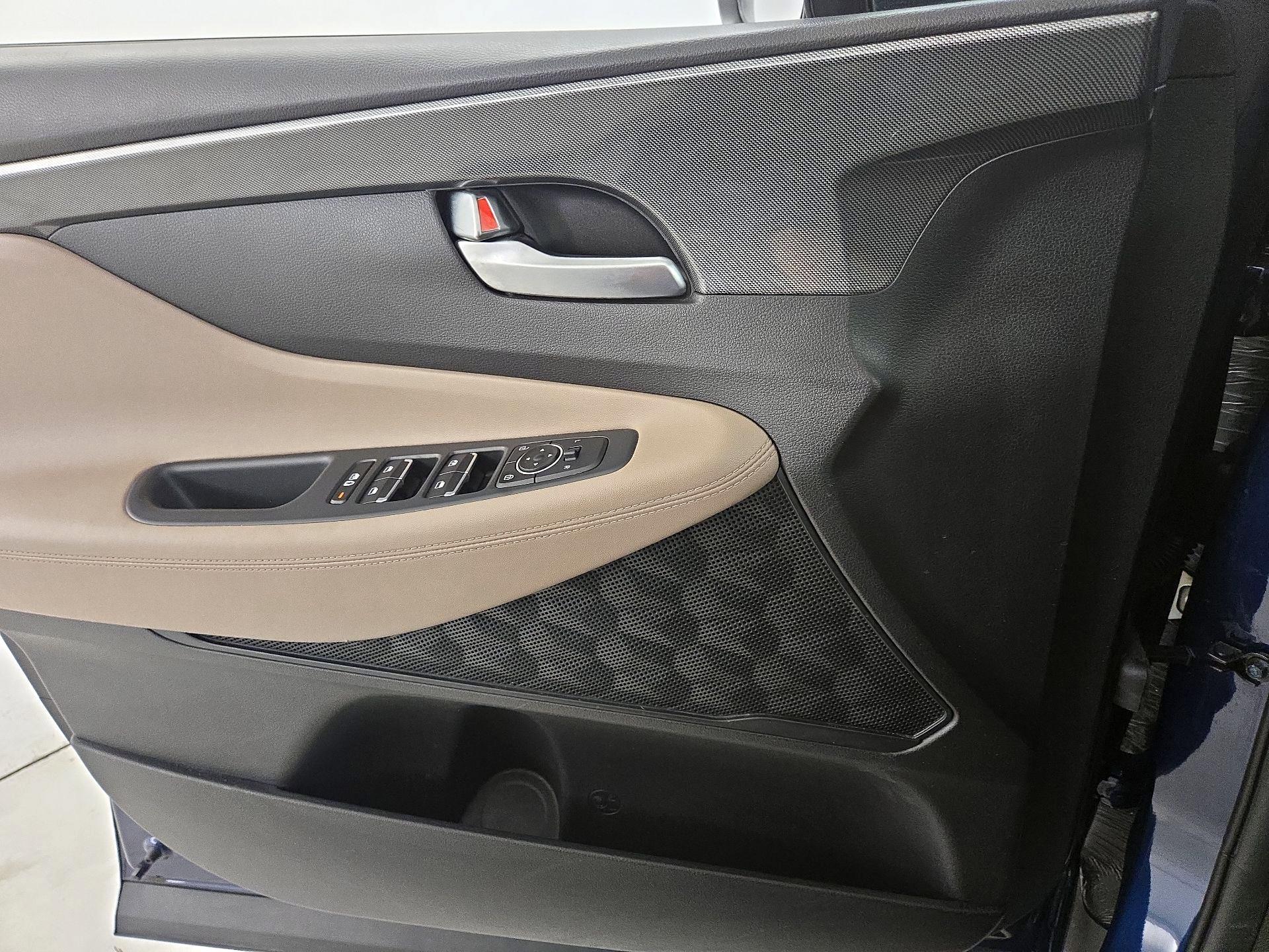 Thumbnail: 2023 Hyundai Santa Fe - 12