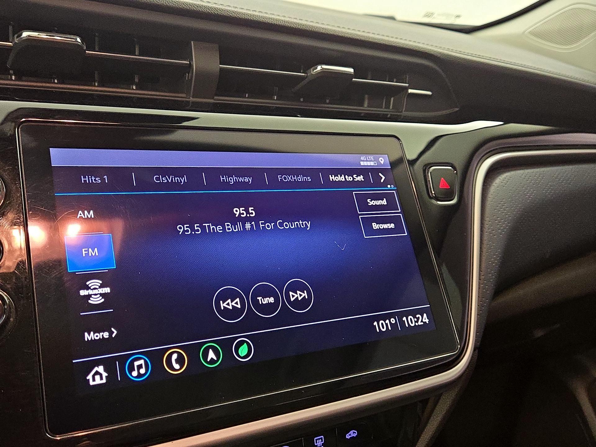 Thumbnail: 2022 Chevrolet Bolt EUV - 16