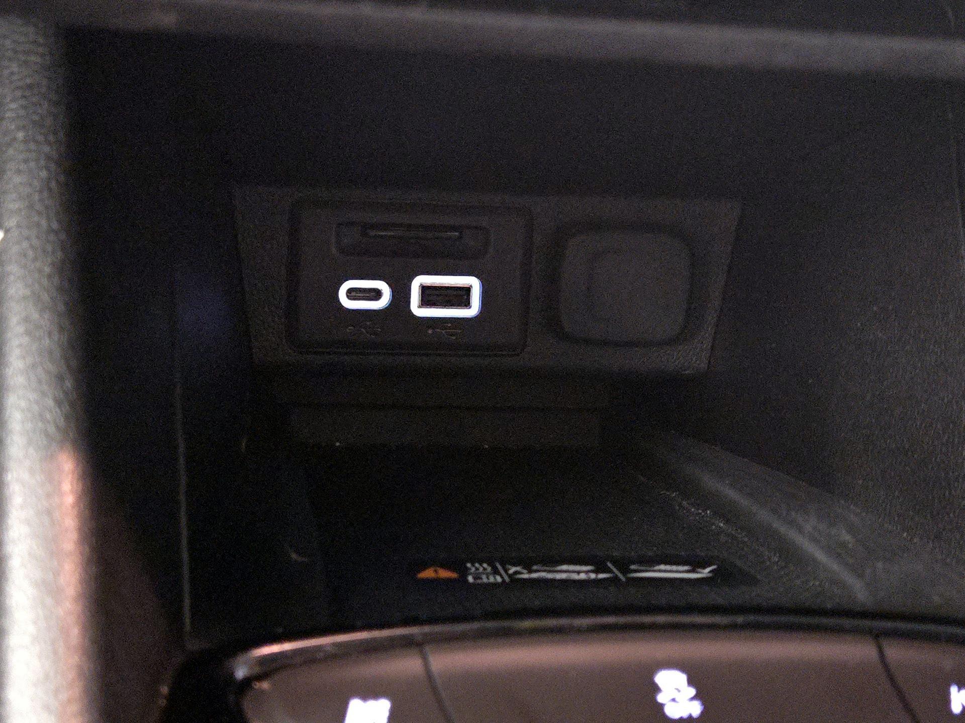 Thumbnail: 2022 Chevrolet Bolt EUV - 19