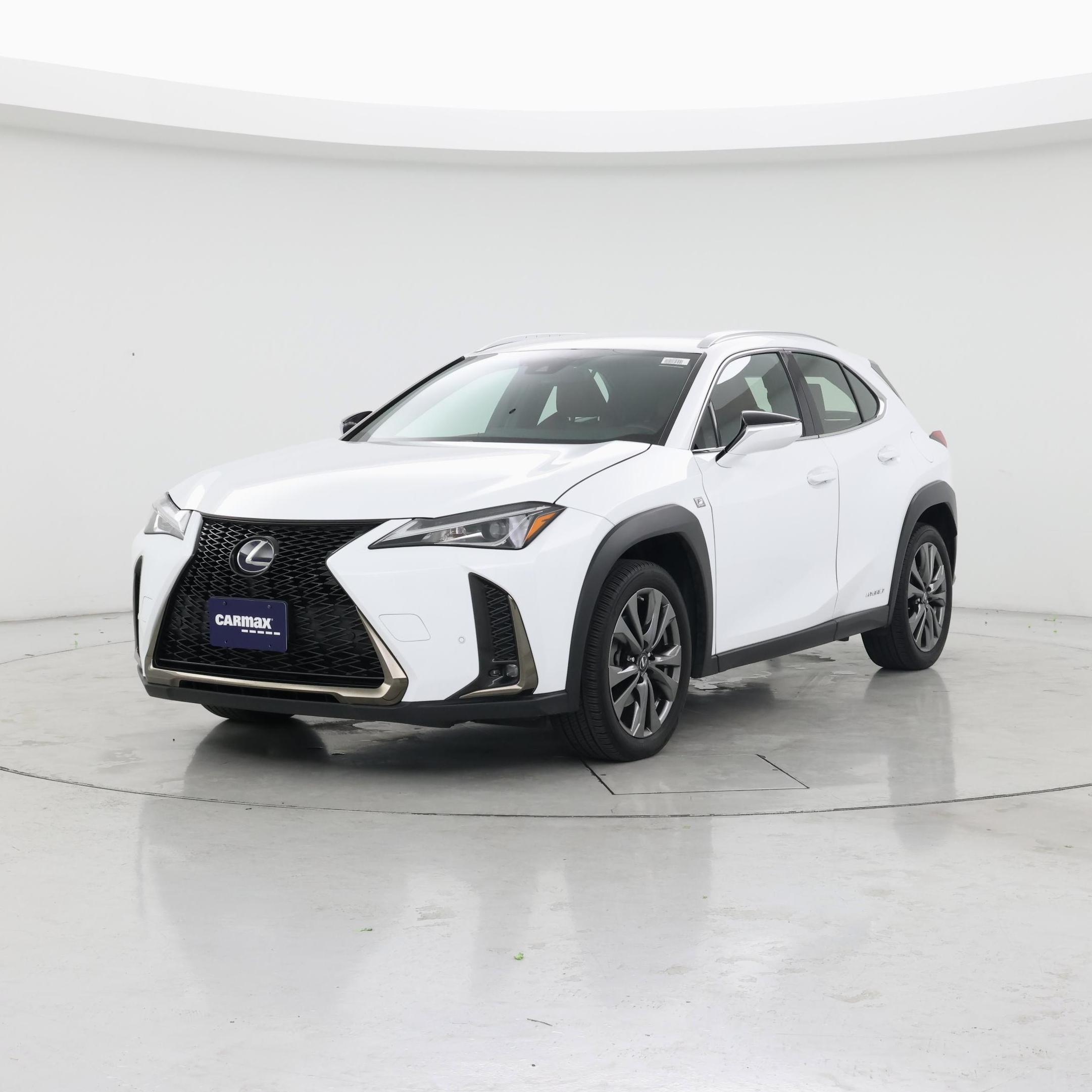 Thumbnail: 2021 Lexus UX - 4