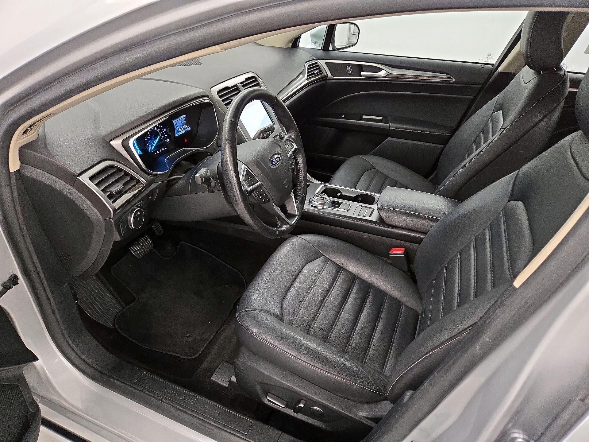 Thumbnail: 2018 Ford Fusion - 11