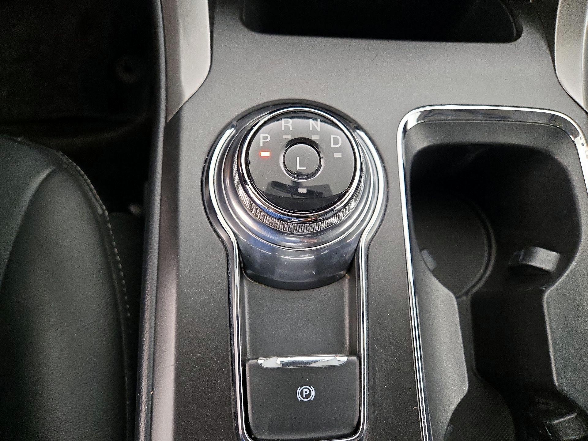 Thumbnail: 2018 Ford Fusion - 18
