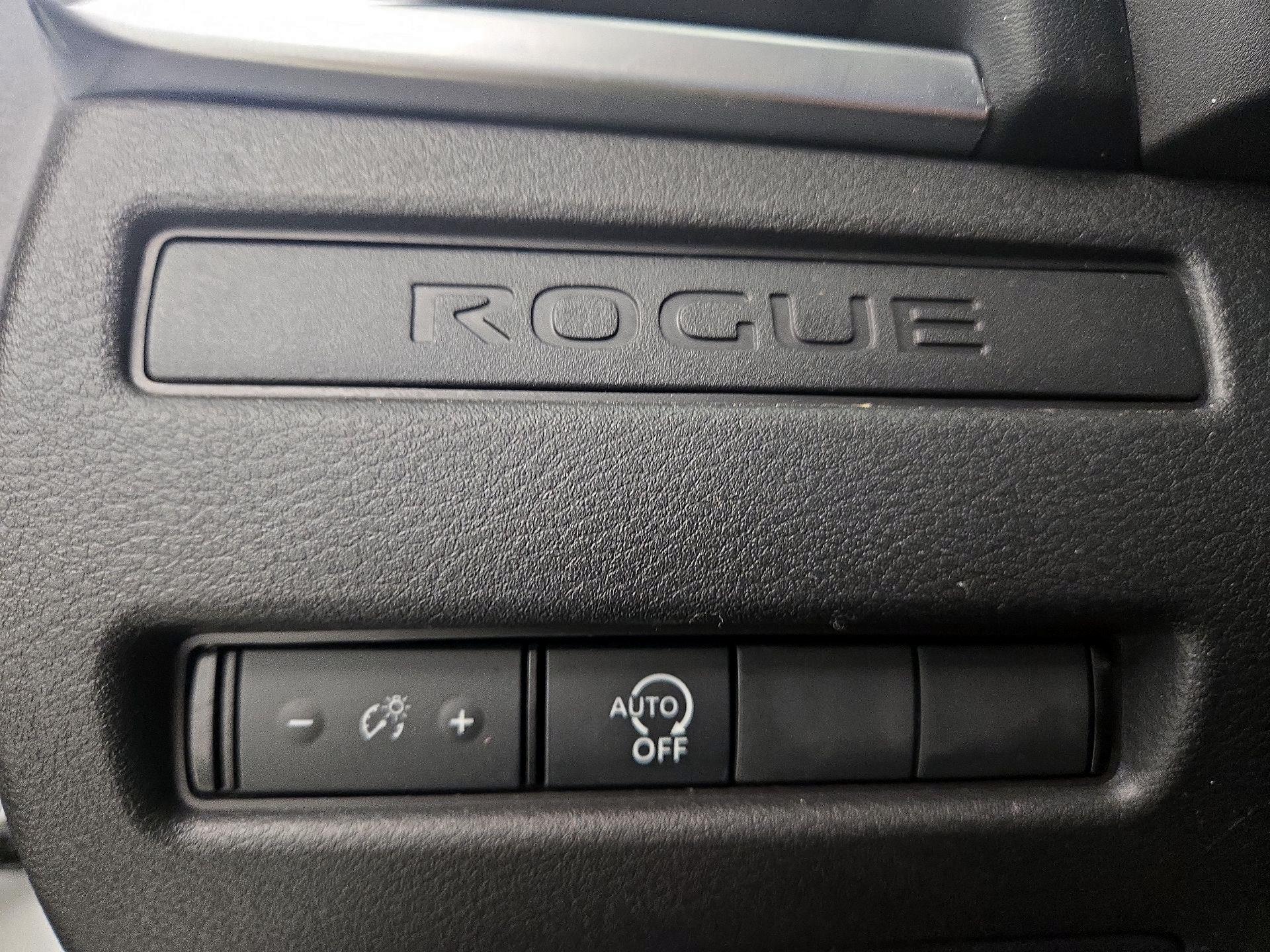 Thumbnail: 2023 Nissan Rogue - 13