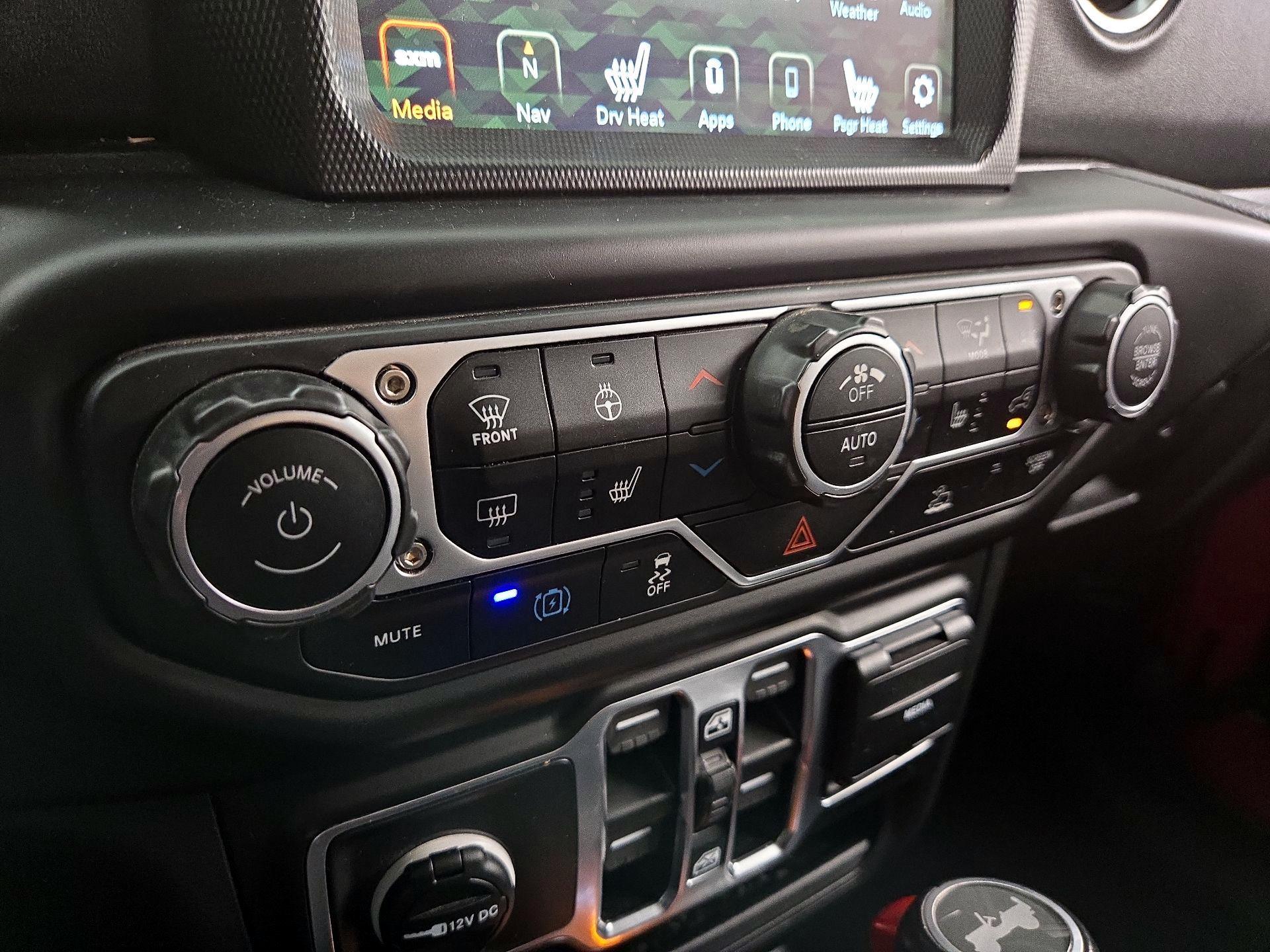 Thumbnail: 2023 Jeep Wrangler - 17
