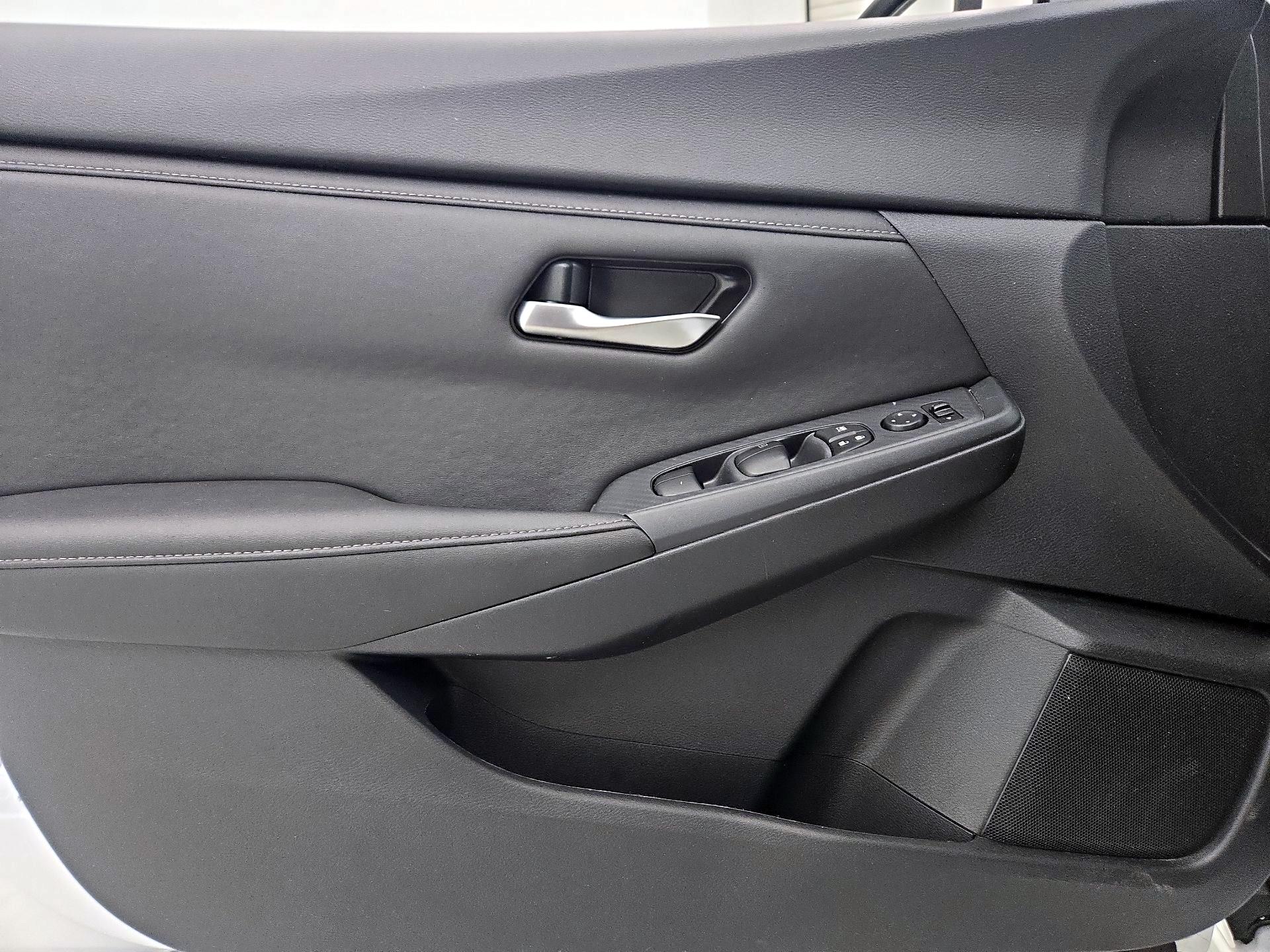 Thumbnail: 2025 Nissan Sentra - 12