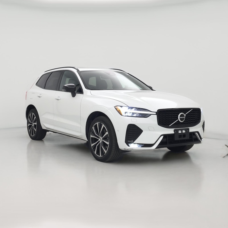 2023 Volvo XC60 B5 Plus Dark Theme