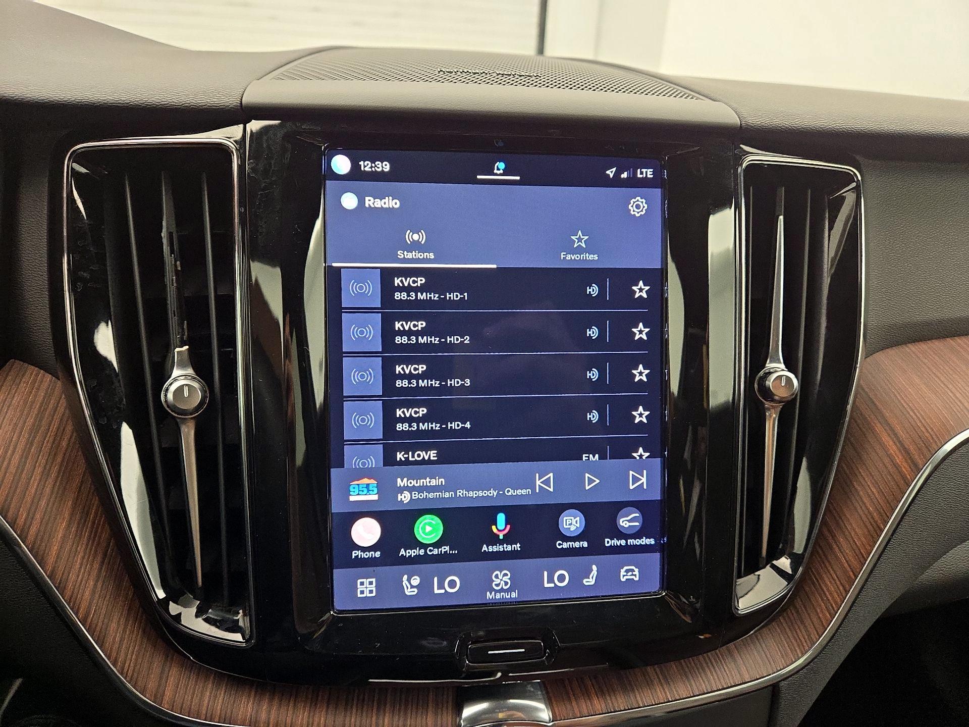 Thumbnail: 2023 Volvo XC60 - 16