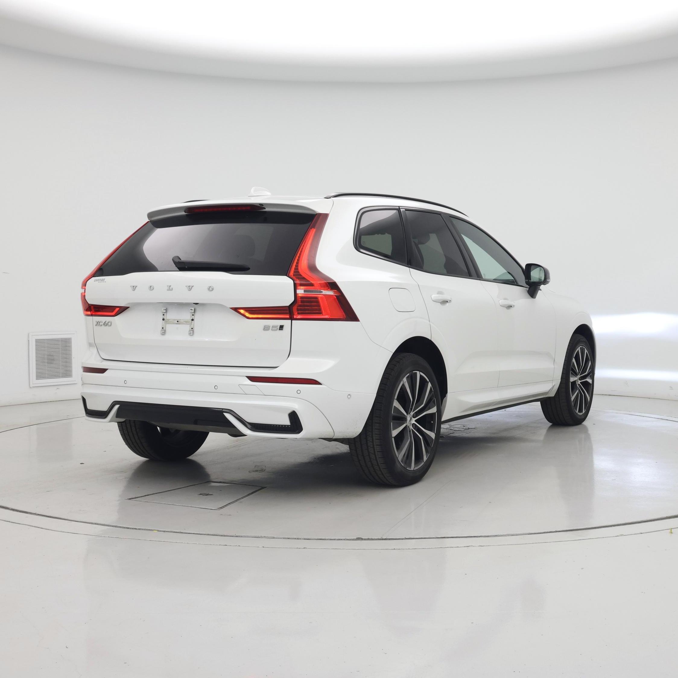 Thumbnail: 2023 Volvo XC60 - 8