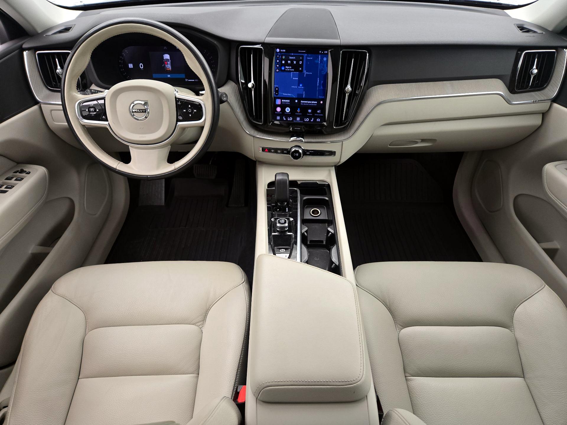Thumbnail: 2023 Volvo XC60 - 9