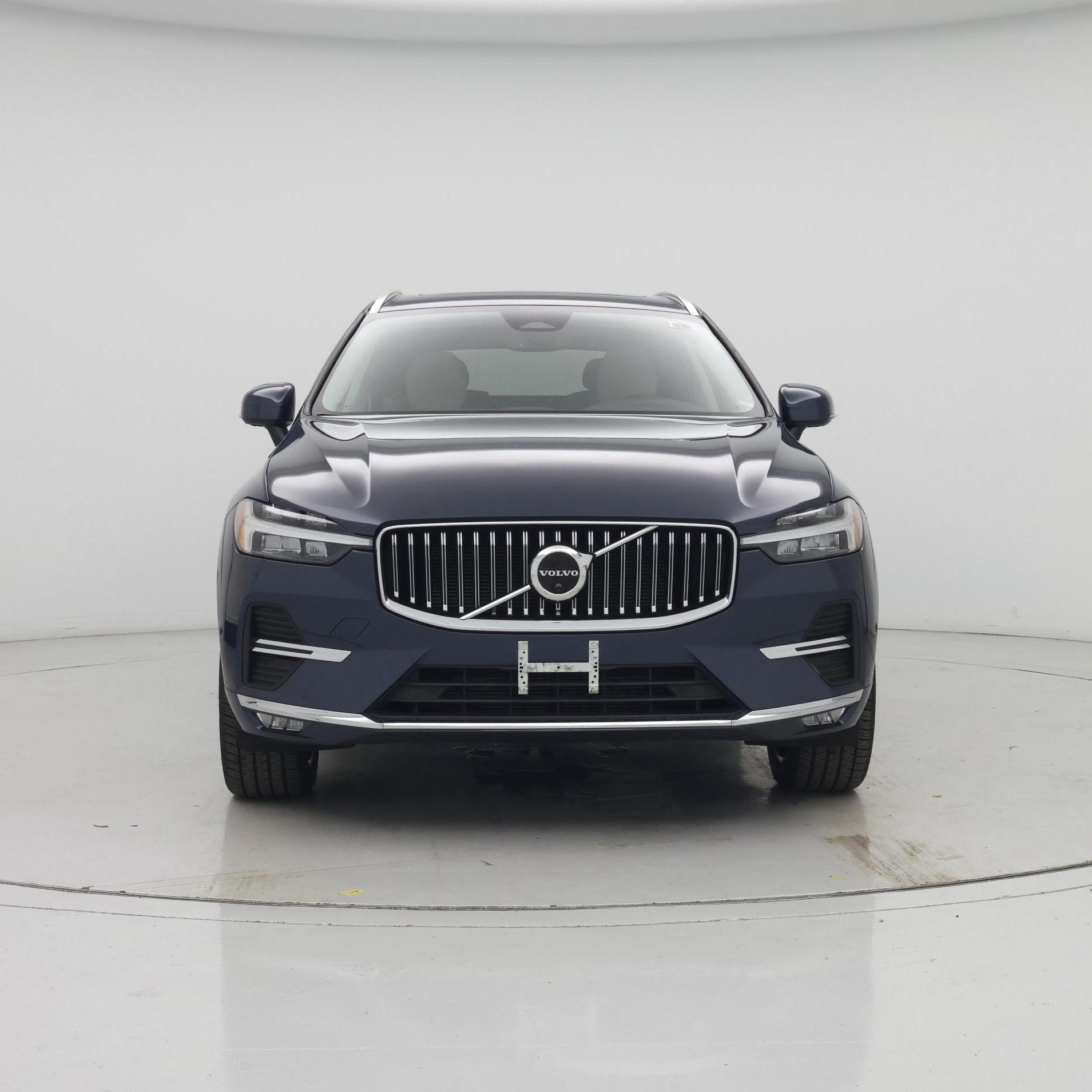 Thumbnail: 2023 Volvo XC60 - 5