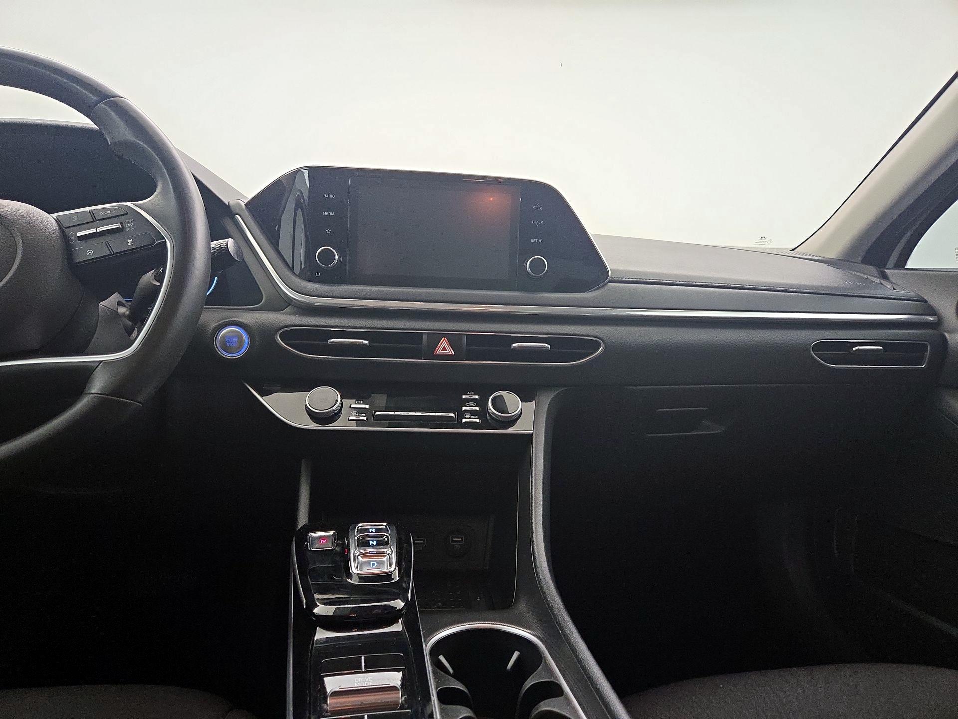 Thumbnail: 2020 Hyundai Sonata - 9