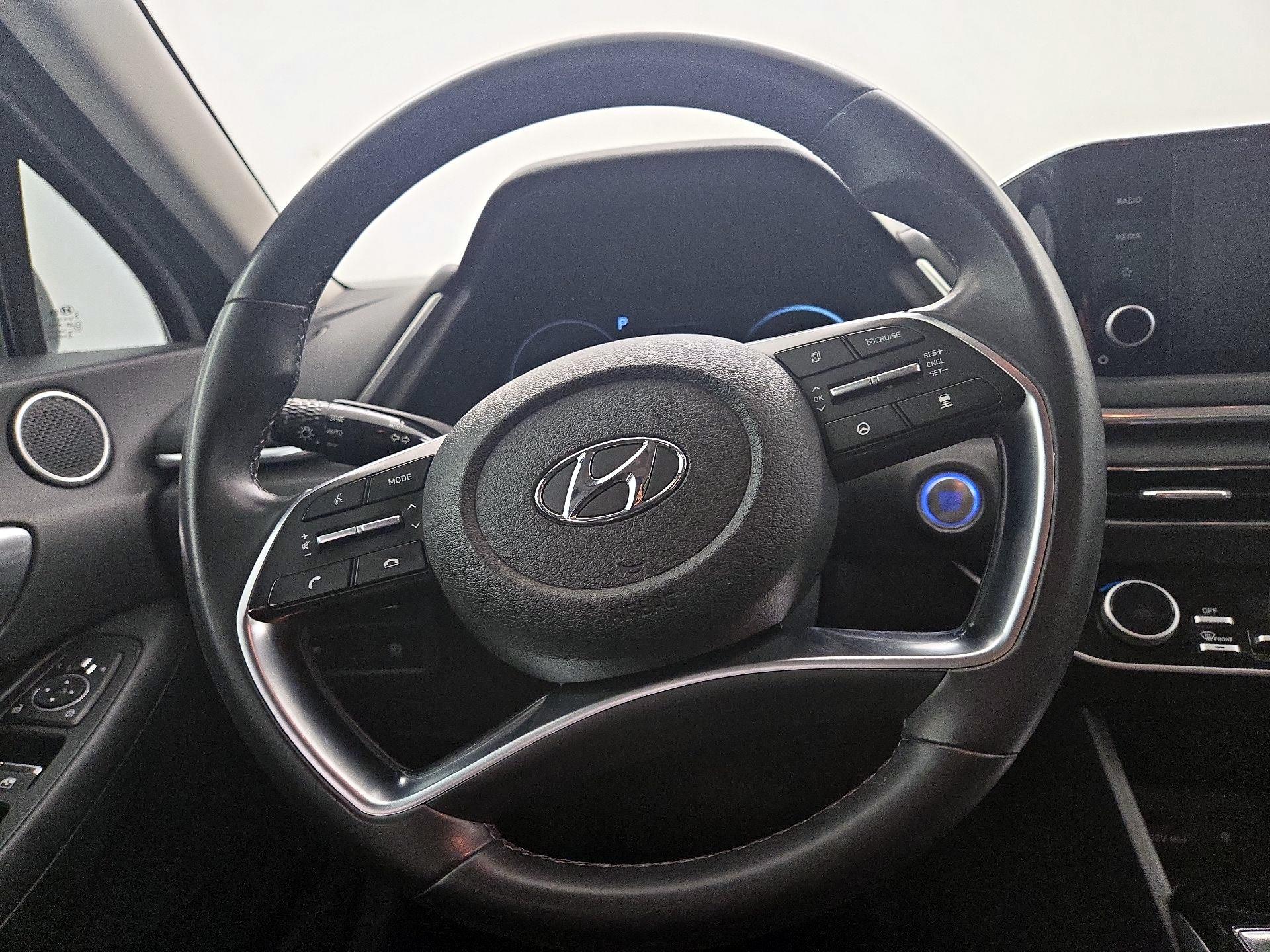Thumbnail: 2020 Hyundai Sonata - 10
