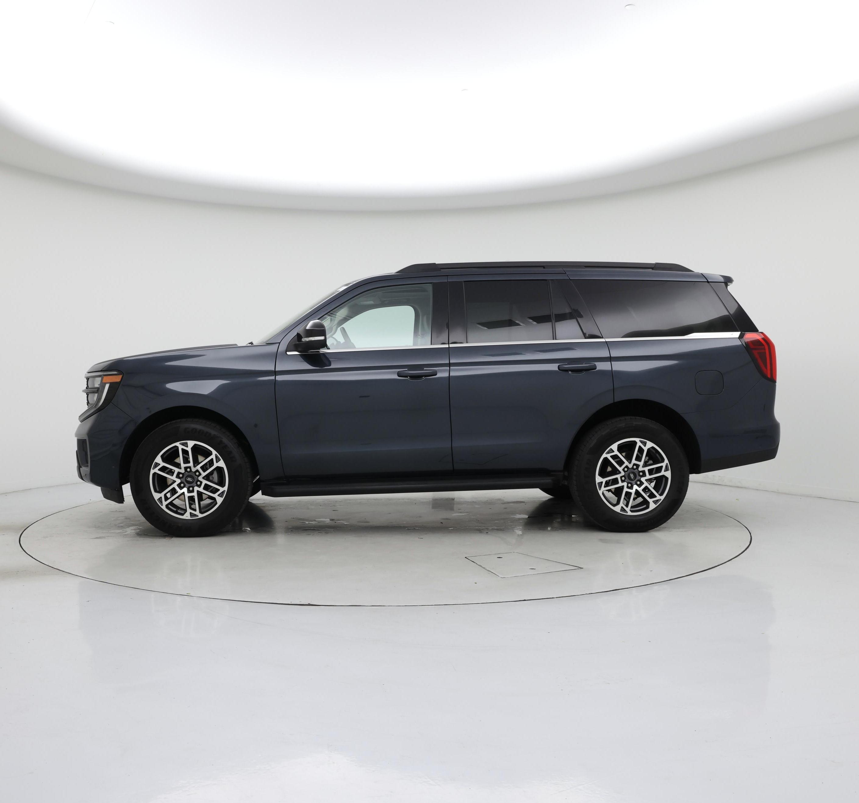 Thumbnail: 2025 Ford Expedition - 3