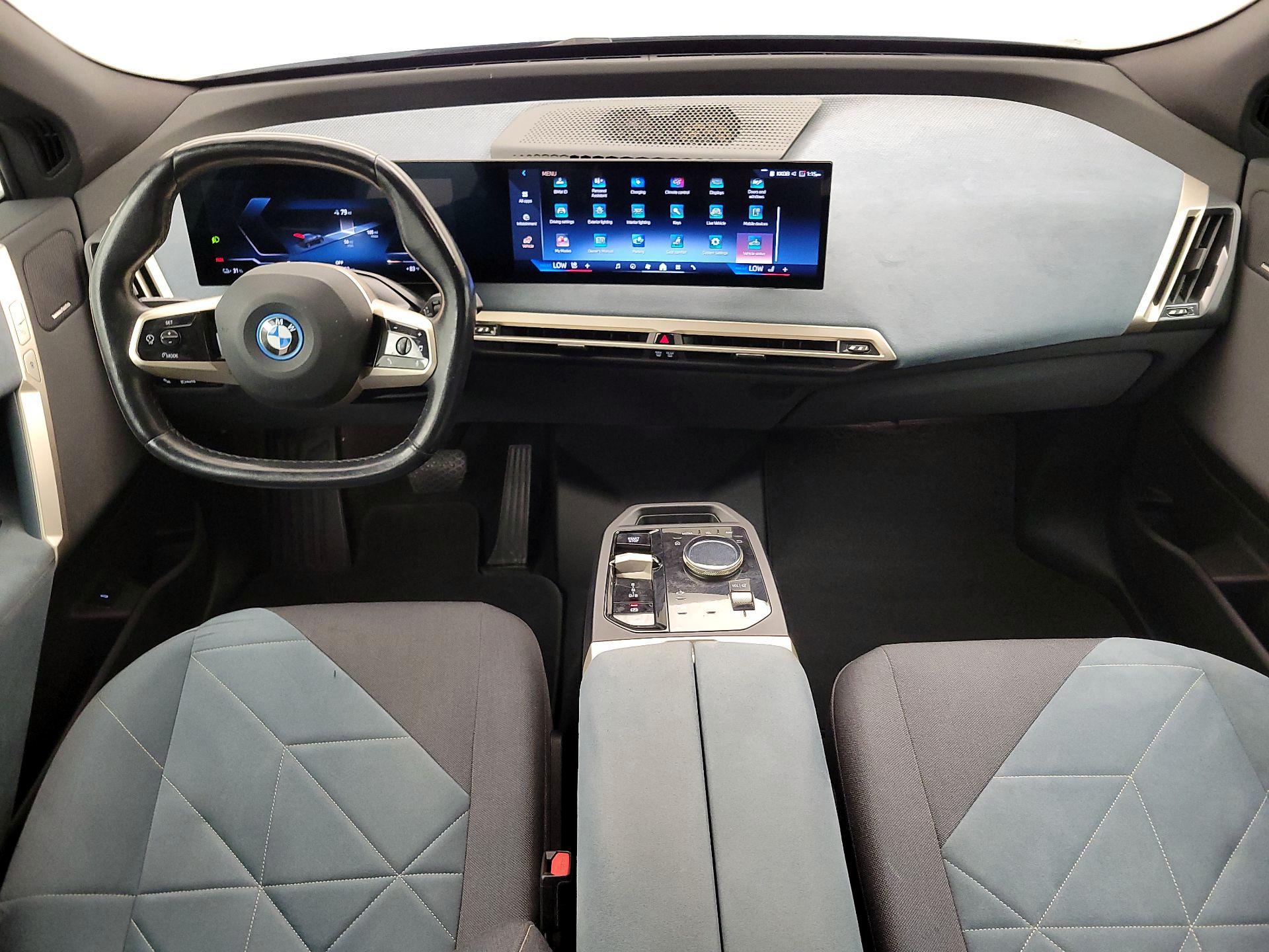 Thumbnail: 2024 BMW iX - 9