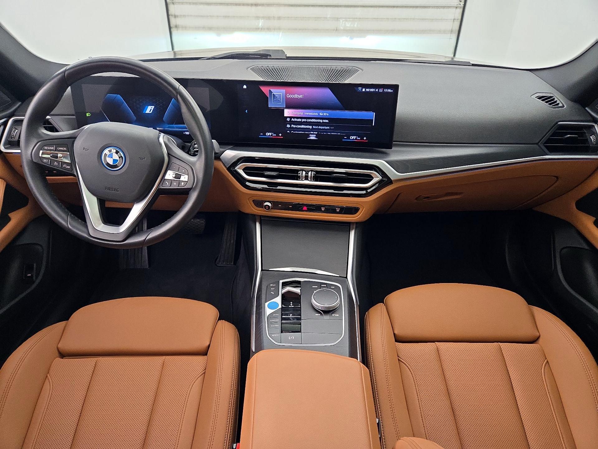 Thumbnail: 2023 BMW i4 - 9