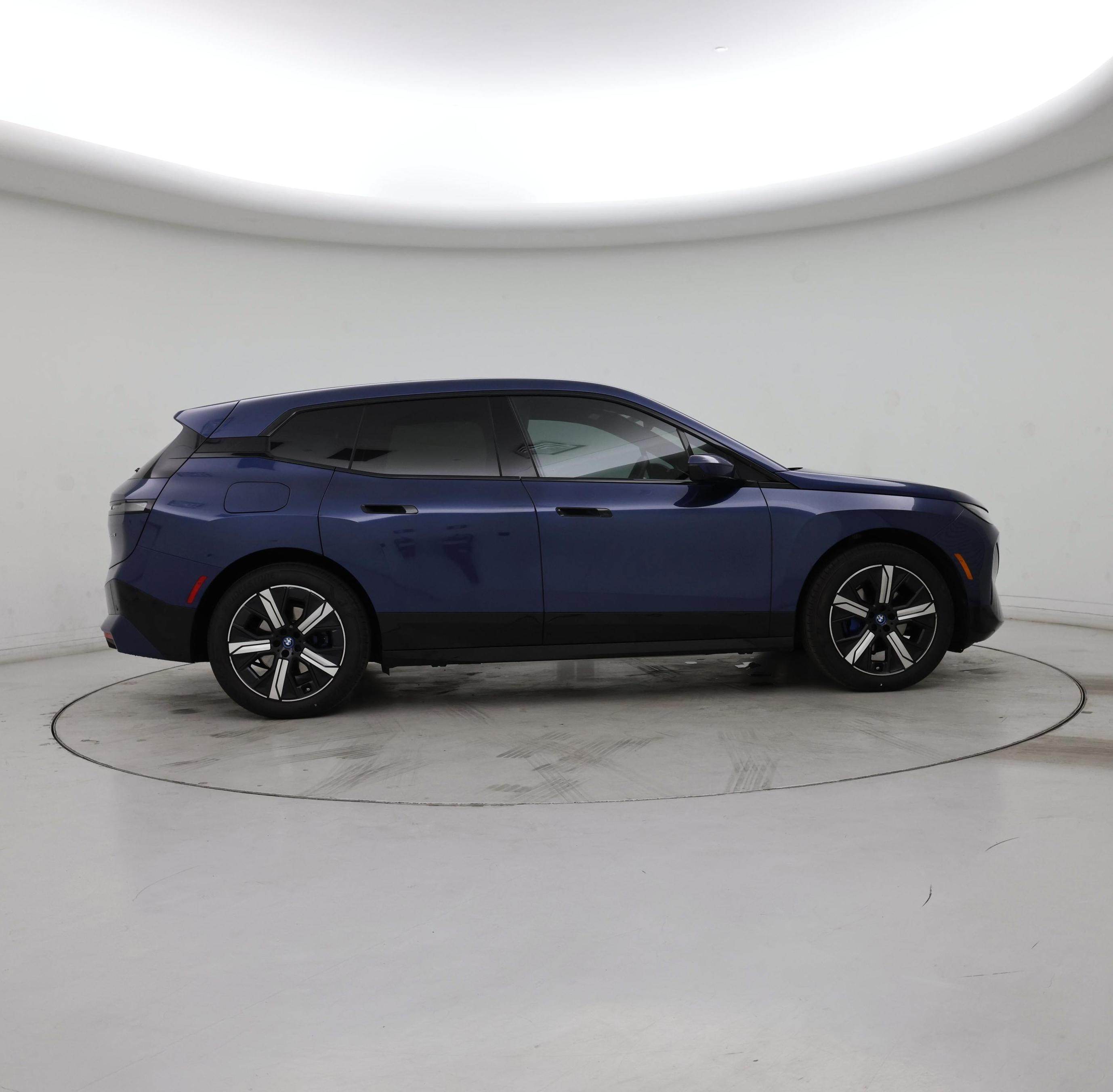 Thumbnail: 2023 BMW iX - 7
