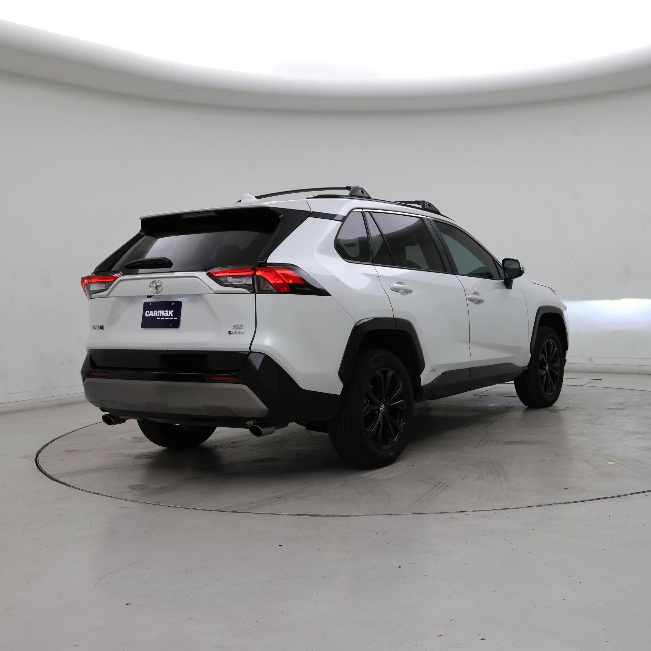 Thumbnail: 2025 Toyota RAV4 - 8