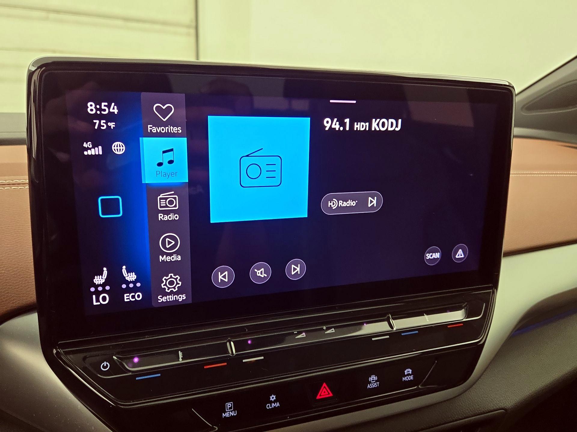 Thumbnail: 2021 Volkswagen ID.4 - 16