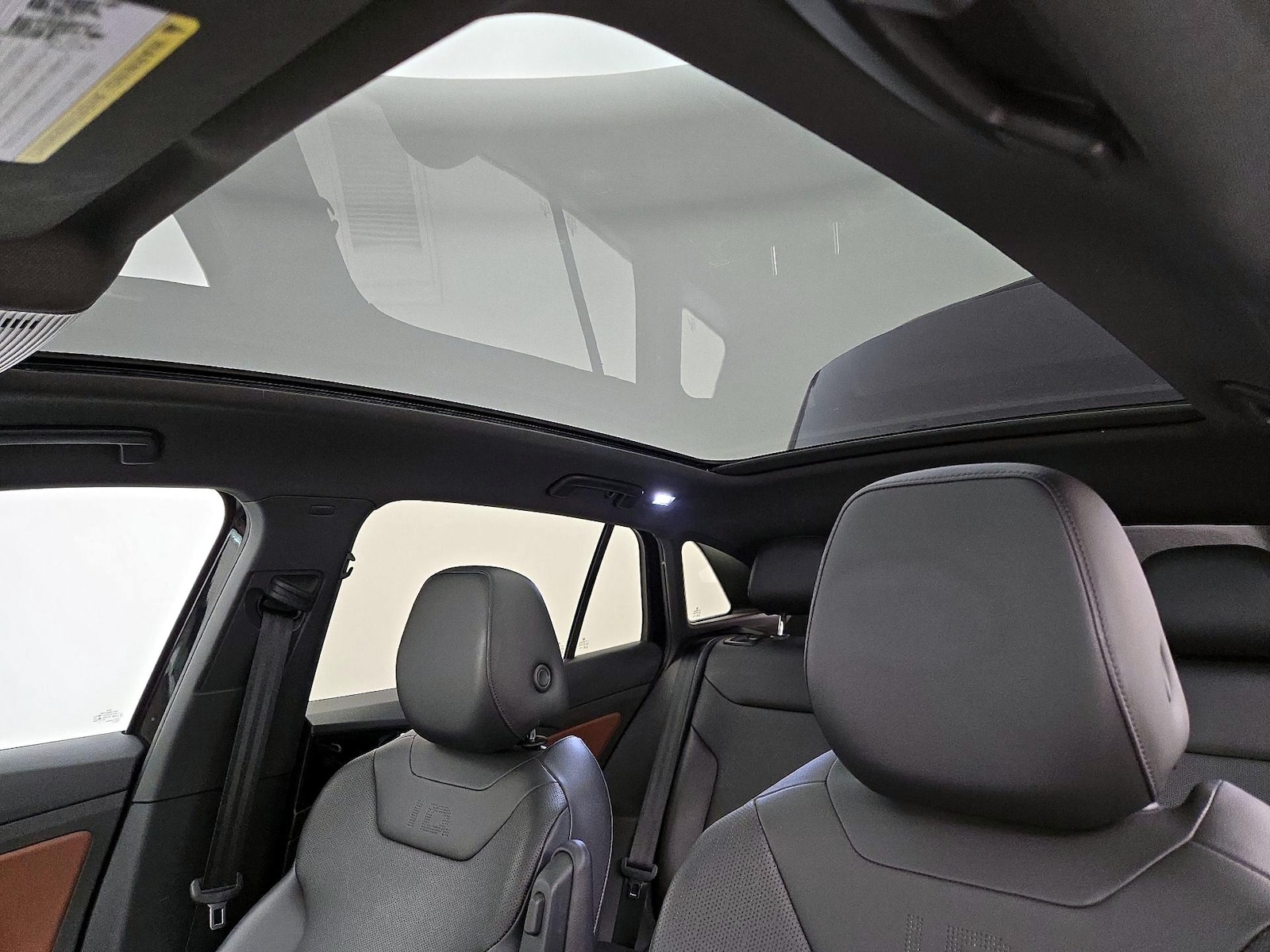 2021 Volkswagen ID.4 PRO S - Photo 21