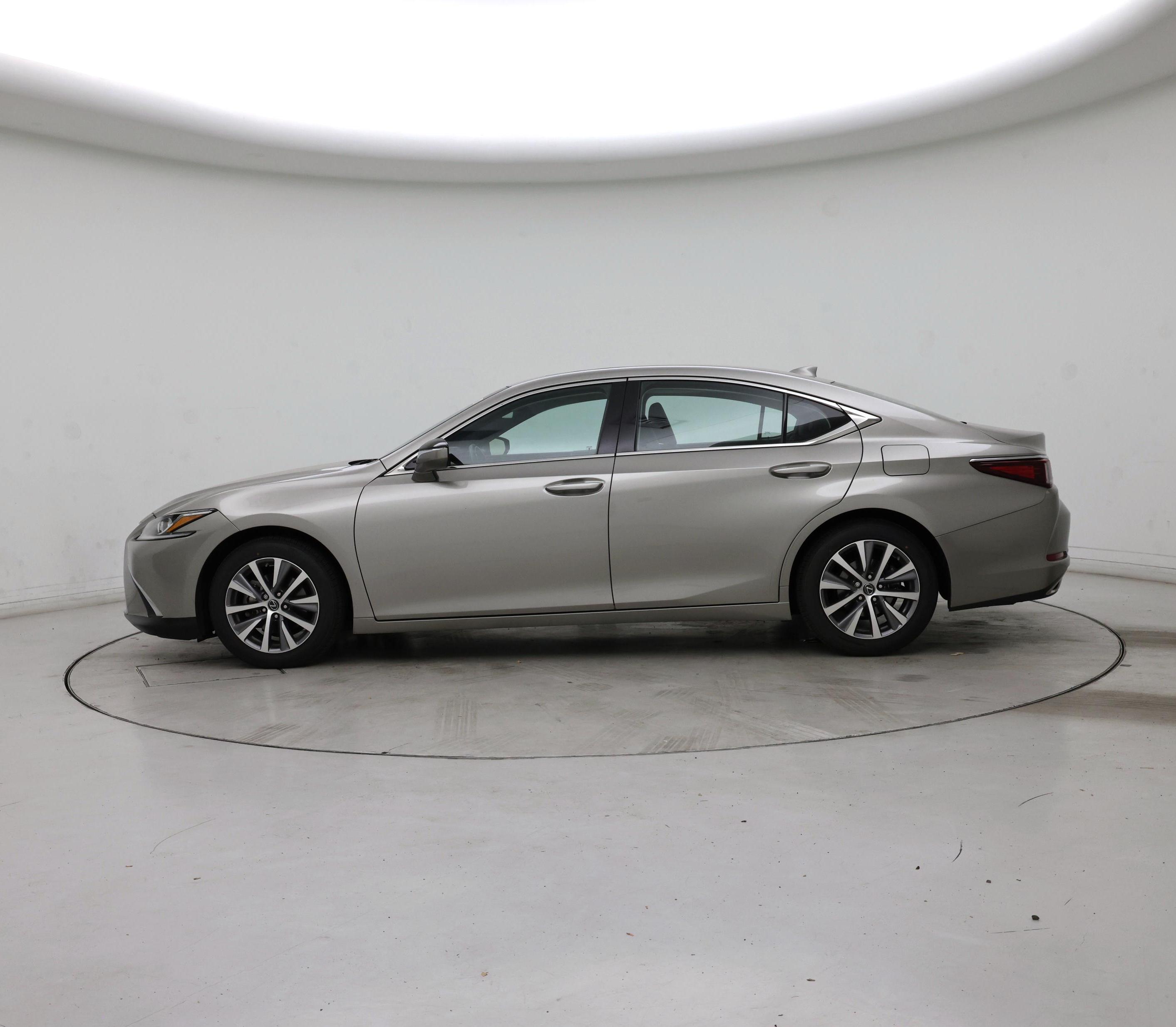 Thumbnail: 2020 Lexus ES - 3