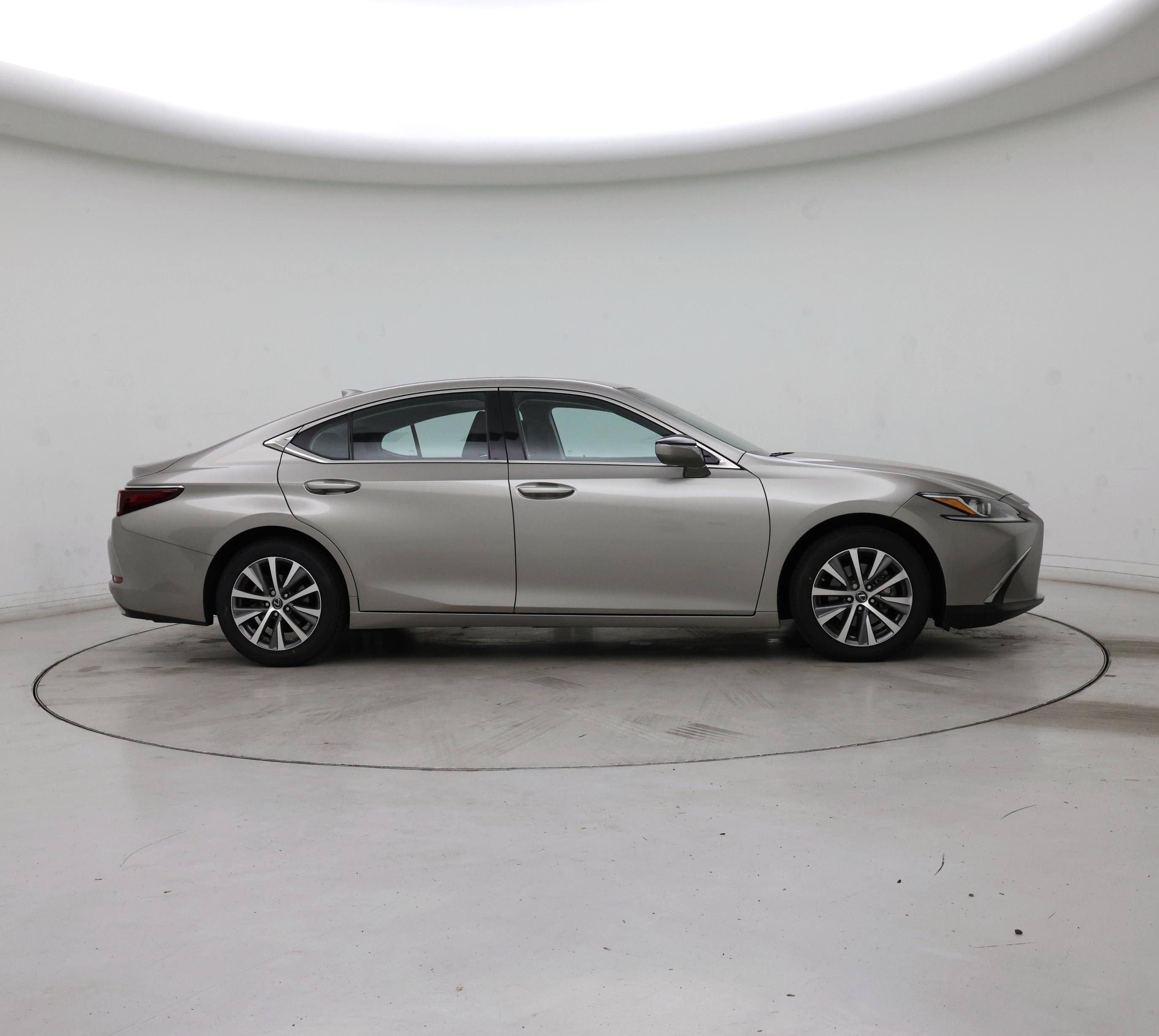 Thumbnail: 2020 Lexus ES - 7