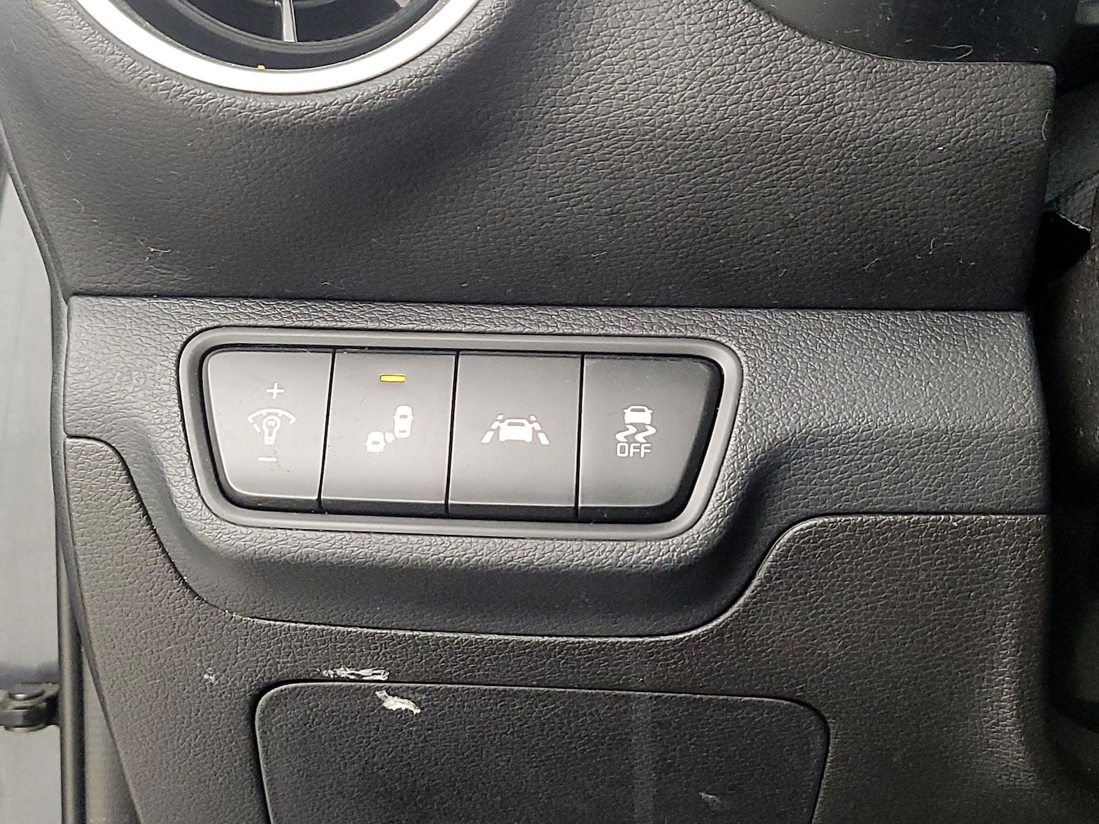 2021 Kia Forte GT - Photo 14