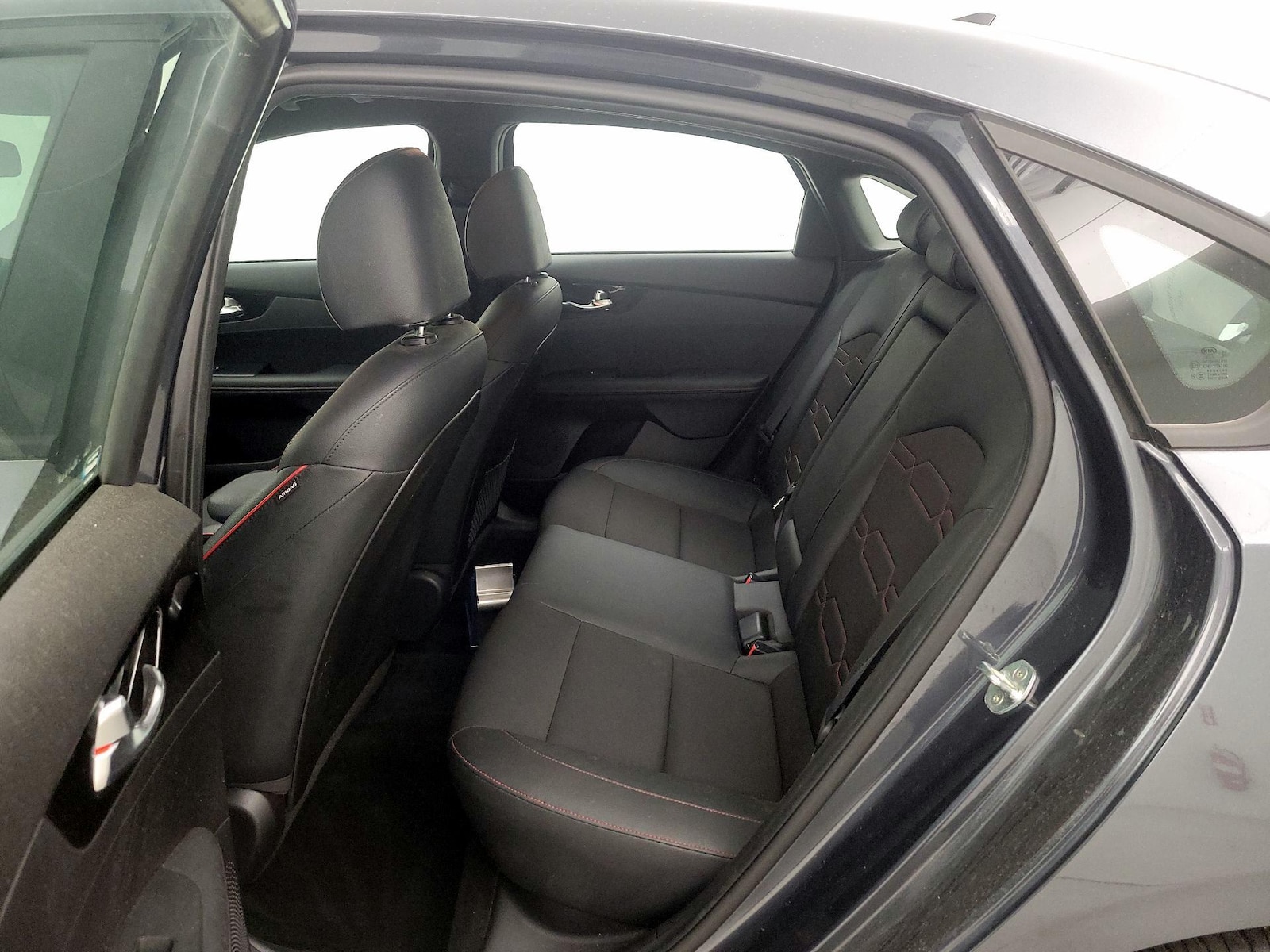 2021 Kia Forte GT - Photo 20