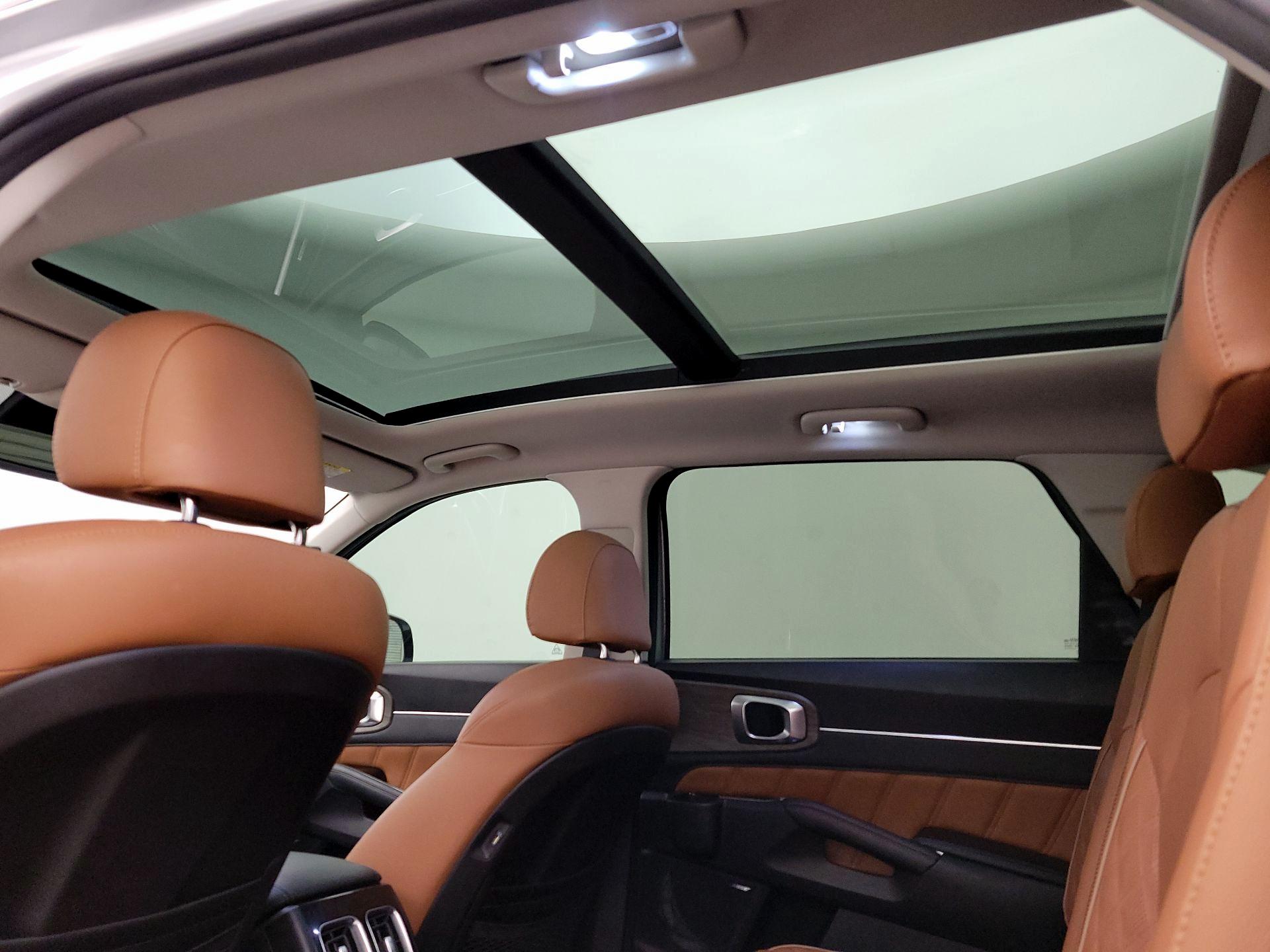 Thumbnail: 2021 Kia Sorento - 20