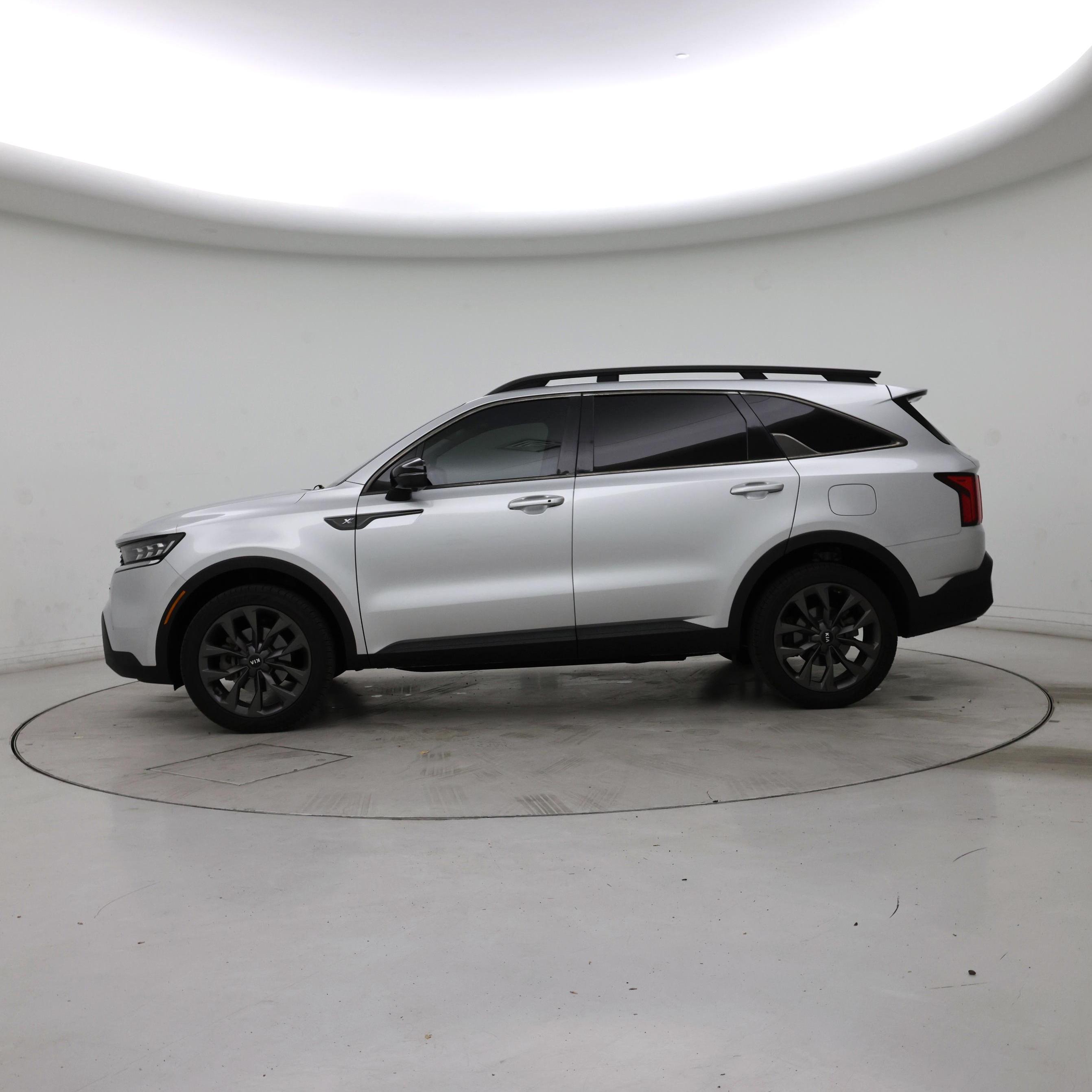 Thumbnail: 2021 Kia Sorento - 3
