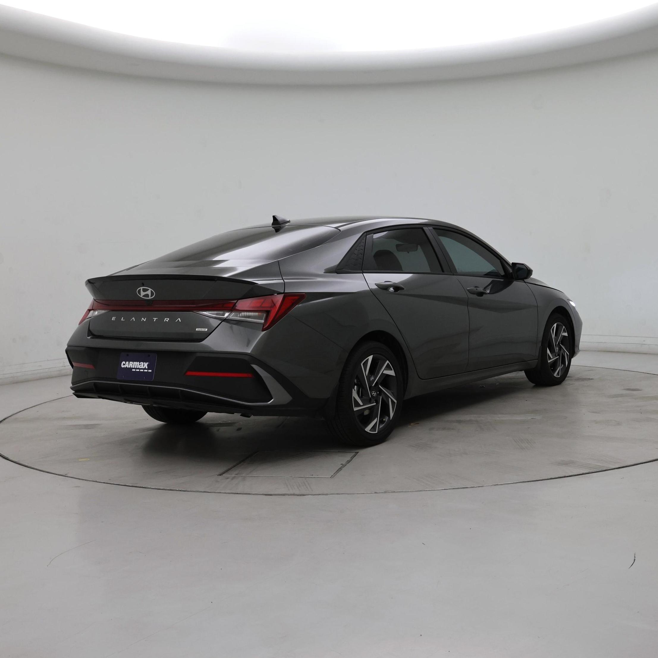 Thumbnail: 2025 Hyundai Elantra - 8