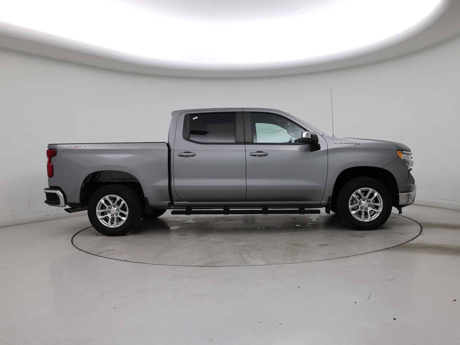 2023 Chevrolet Silverado 1500 LT - Photo 8