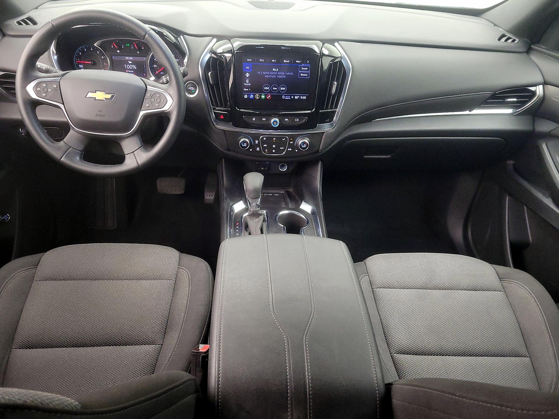 Thumbnail: 2023 Chevrolet Traverse - 9