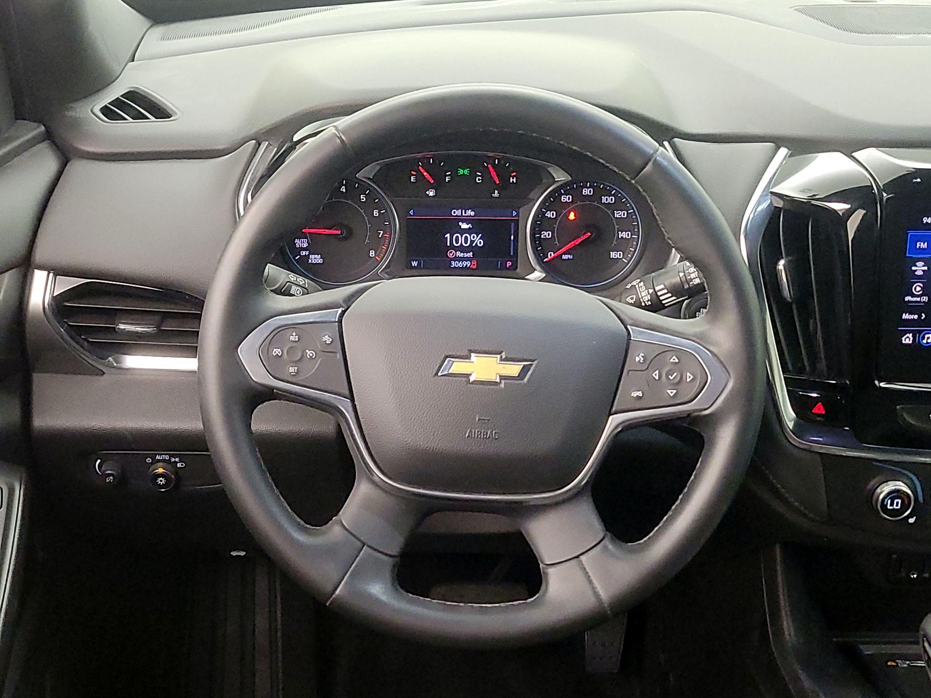 Thumbnail: 2023 Chevrolet Traverse - 10
