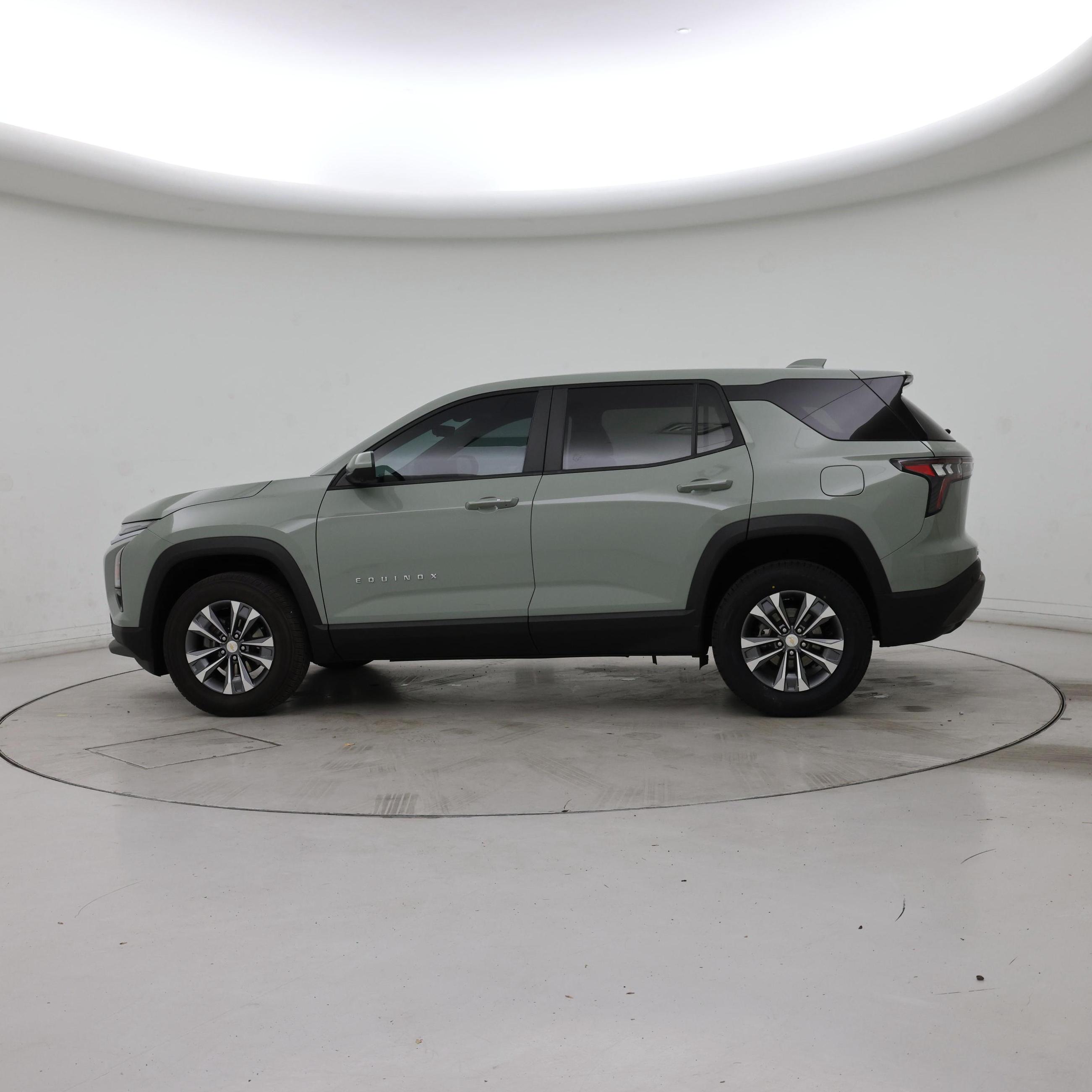 Thumbnail: 2025 Chevrolet Equinox - 3