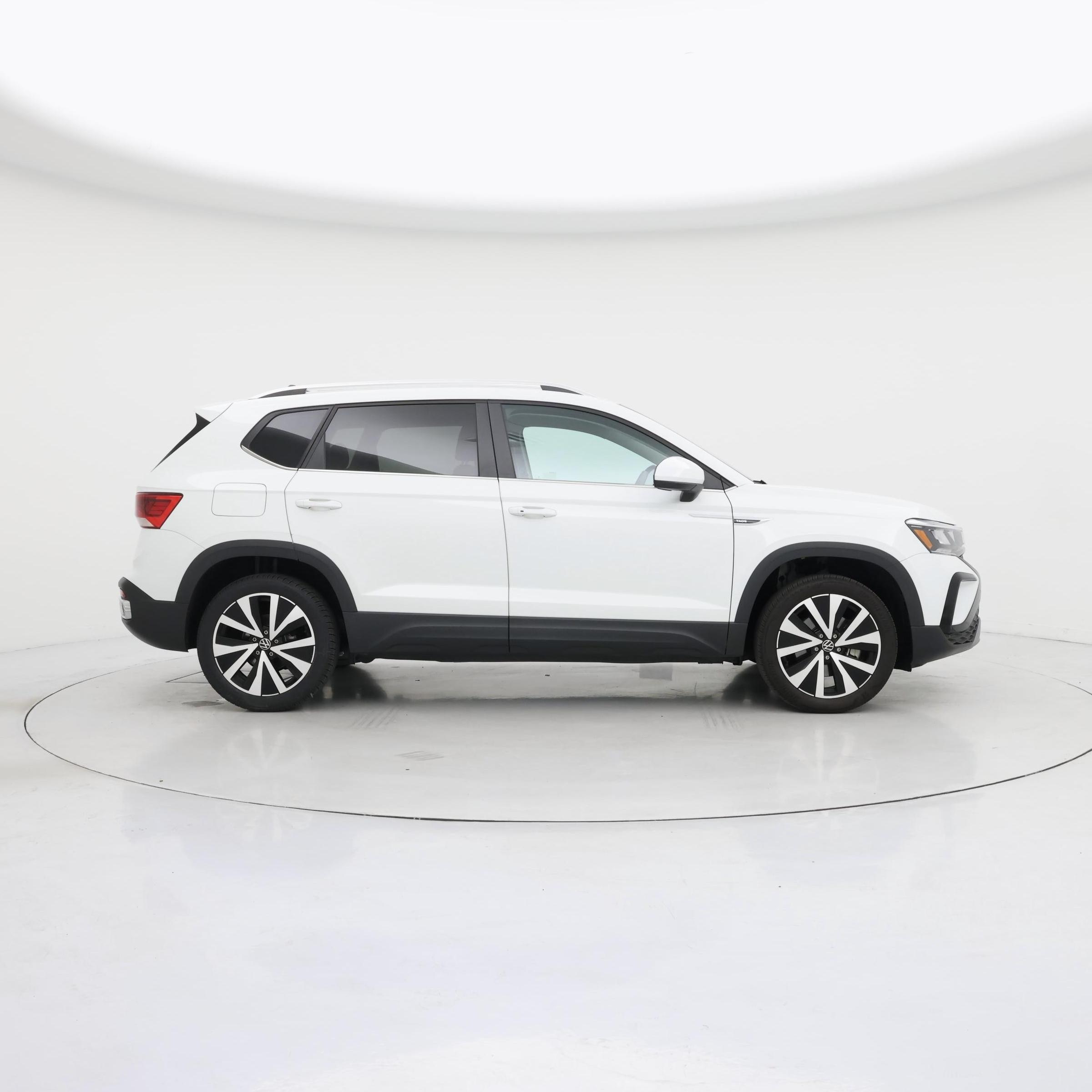 Thumbnail: 2022 Volkswagen Taos - 7