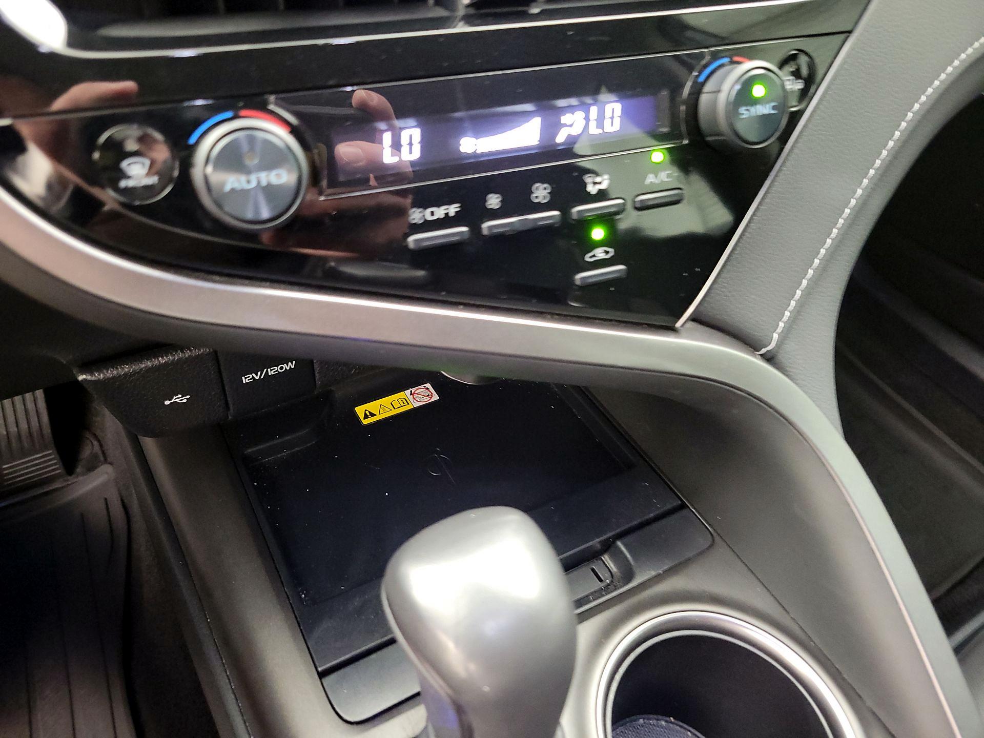 Thumbnail: 2024 Toyota Camry - 14