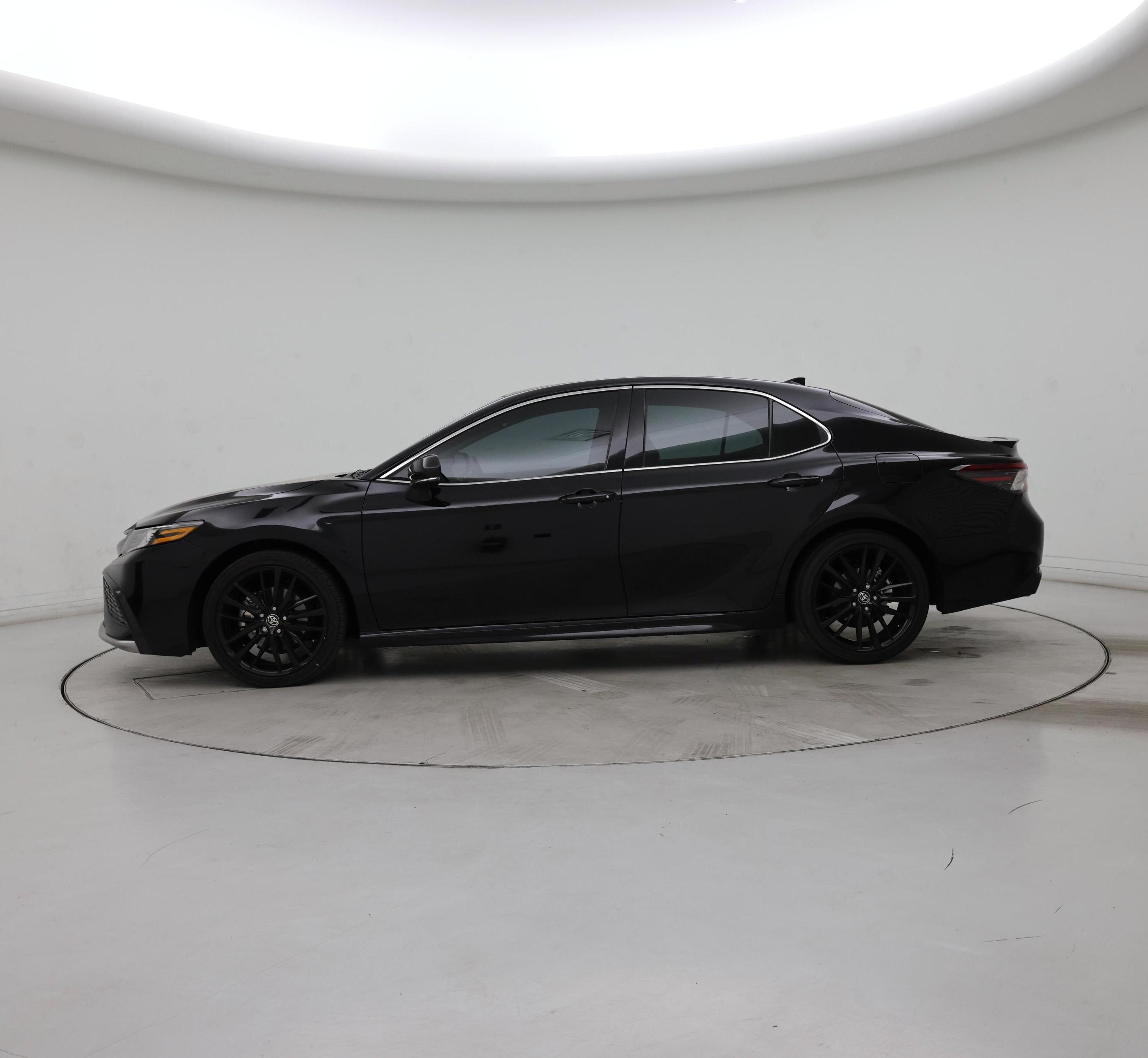 Thumbnail: 2024 Toyota Camry - 3