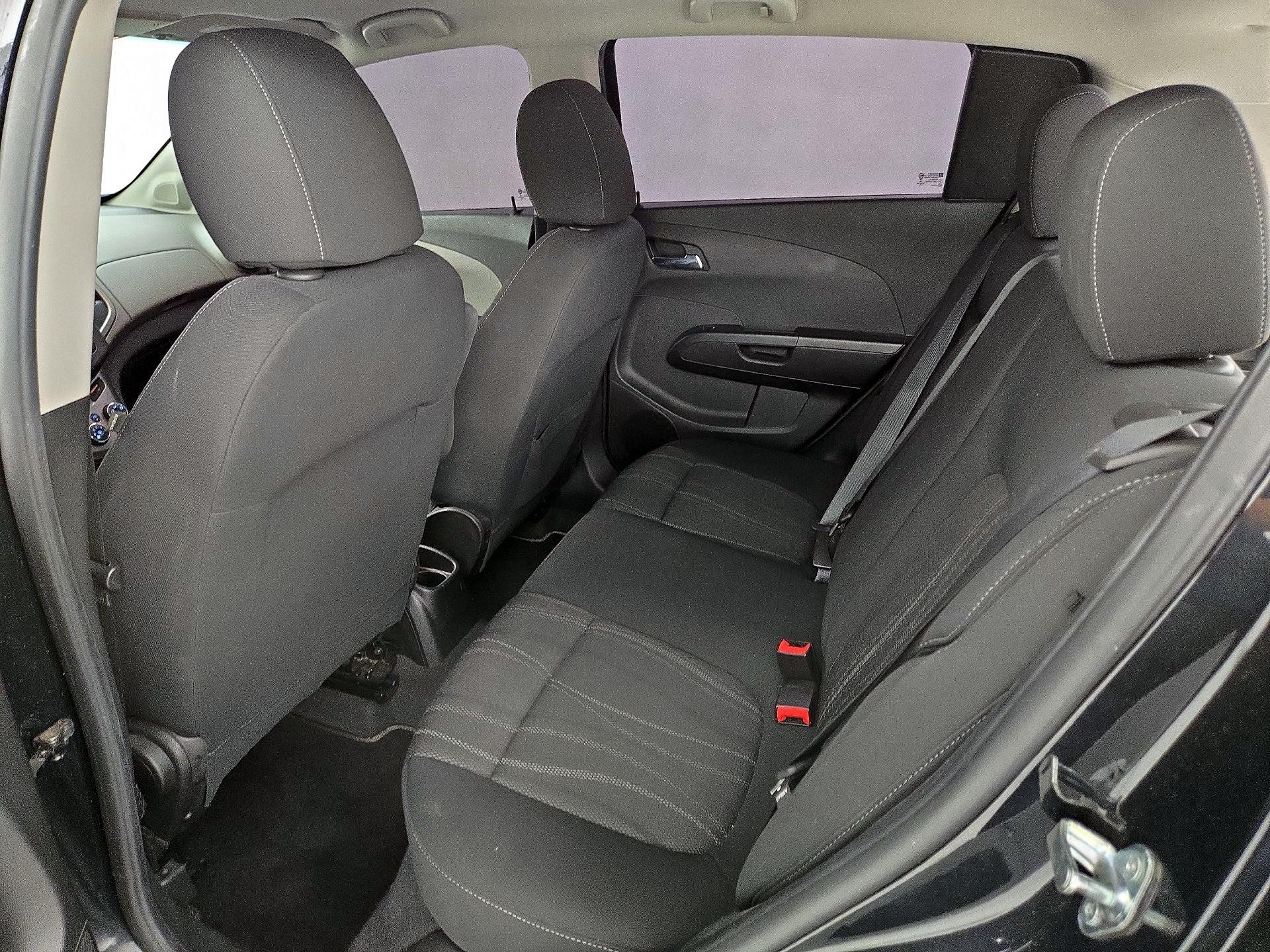 Thumbnail: 2015 Chevrolet Sonic - 18