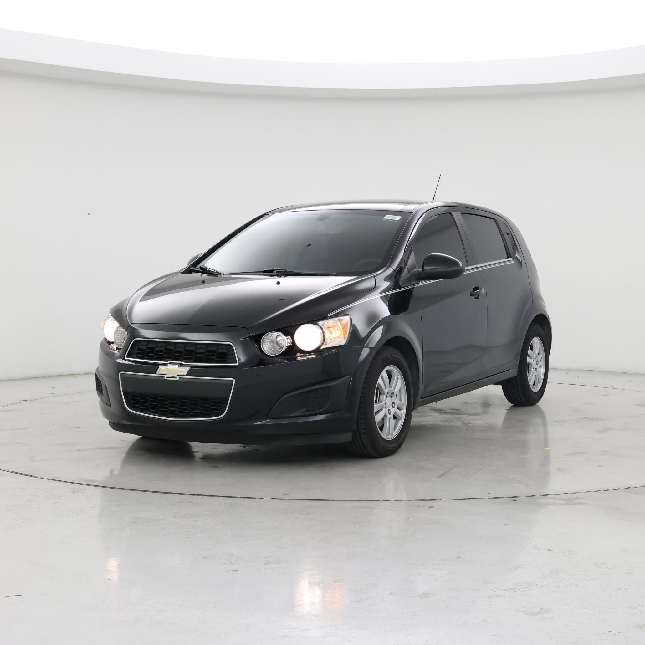 Thumbnail: 2015 Chevrolet Sonic - 4
